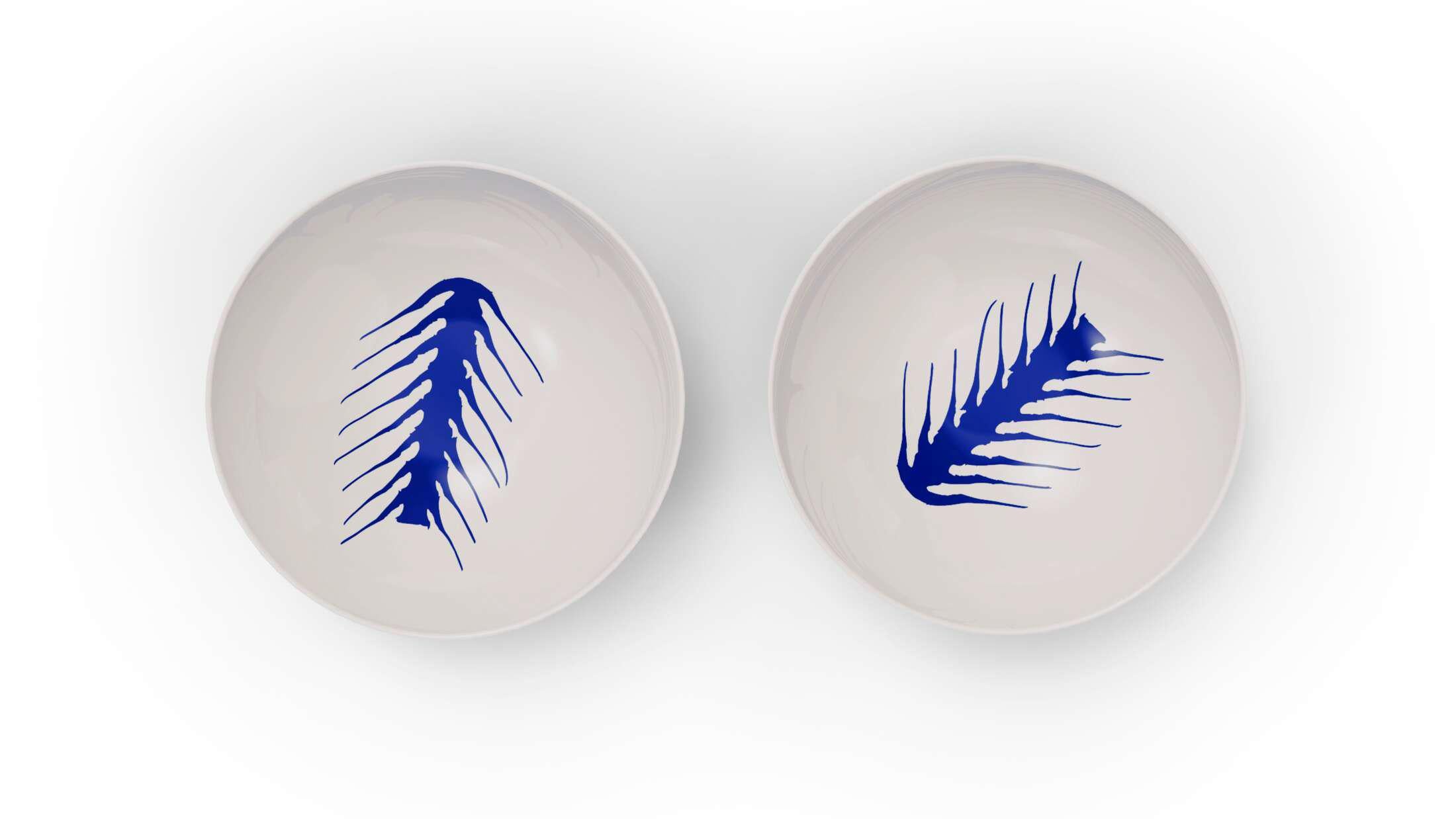 Hand-decorated porcelain dinnerware service, based on ancient influences filtered through the modern sensibilities of an extraordinary pioneer of modernity. 

Designed by Cassina in collaboration with Ginori 1735 and Pernette