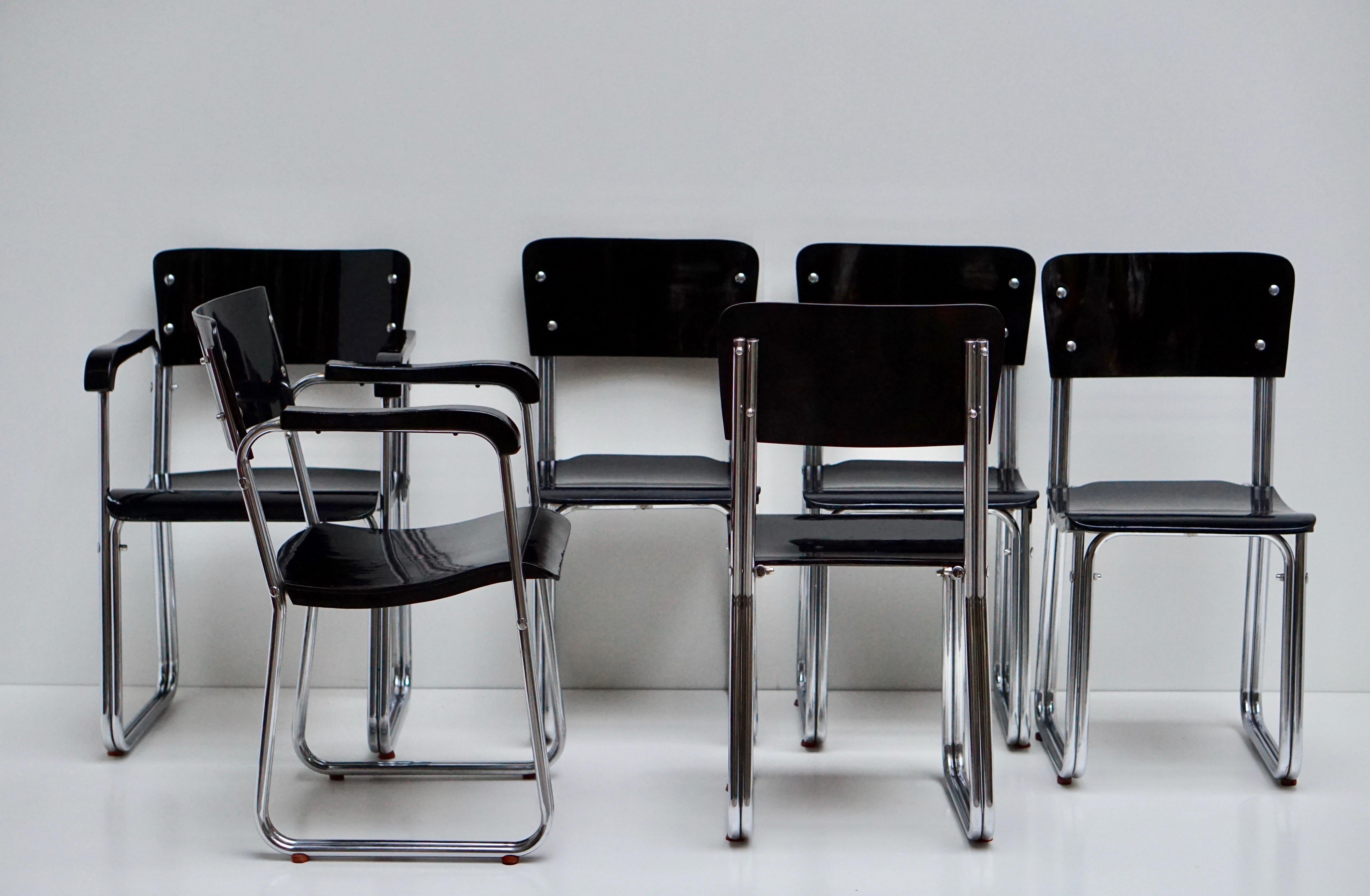 Set of Six Chic Ebonized Modernist Chroom Bauhaus Chairs For Sale 6