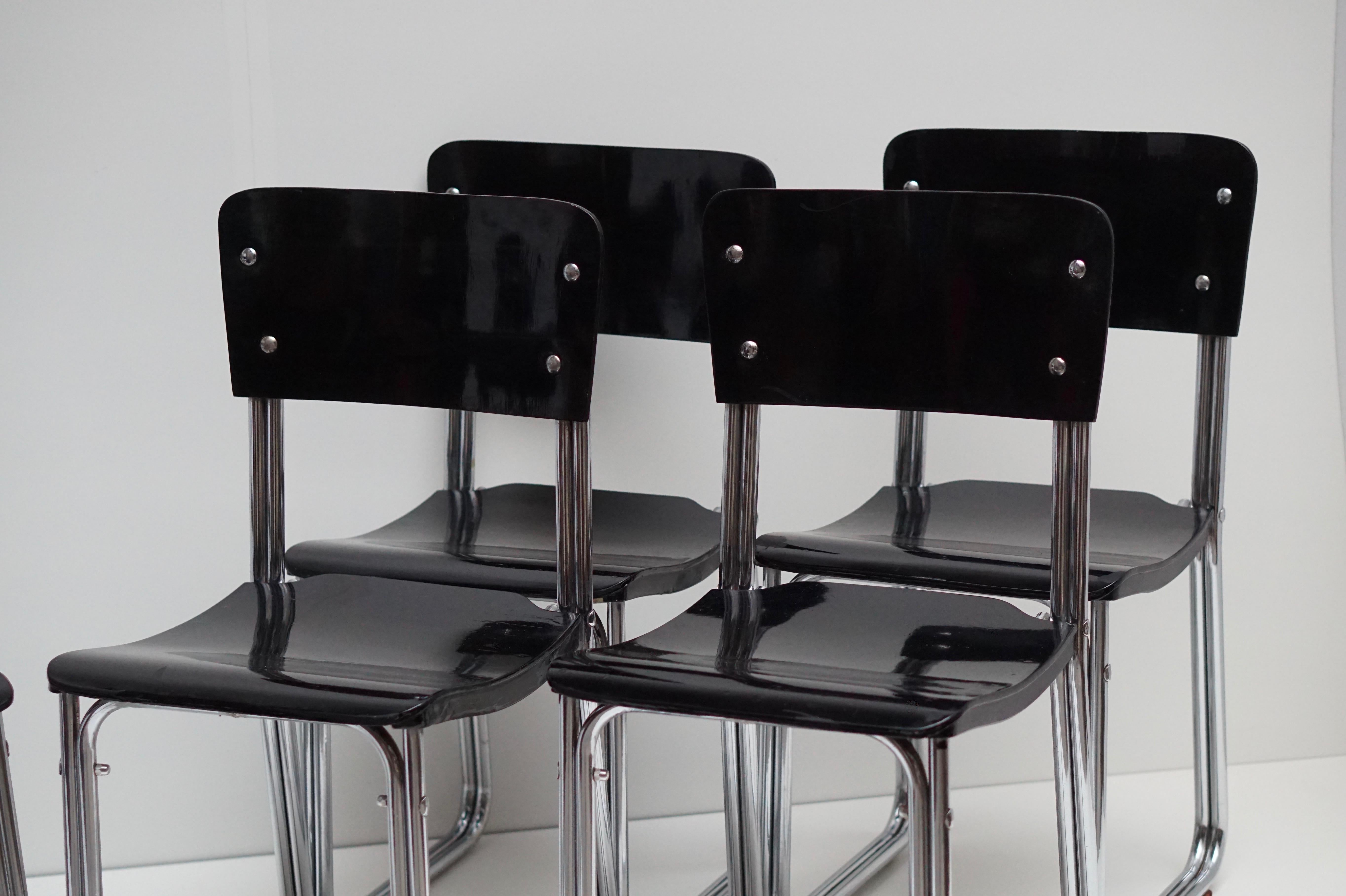 Set of Six Chic Ebonized Modernist Chroom Bauhaus Chairs For Sale 3