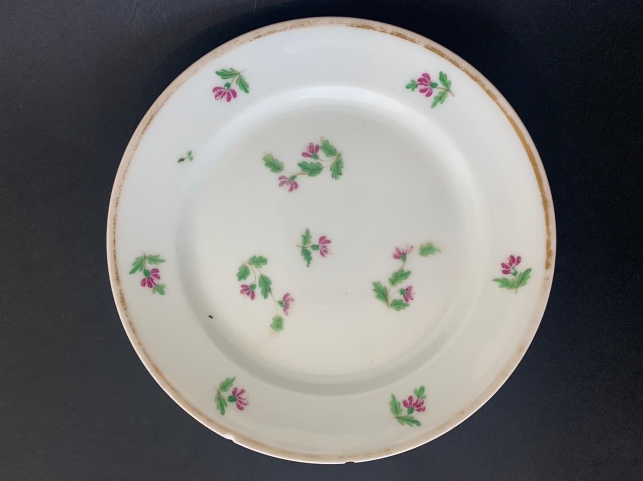 Set of Six Chinese Porcelain Plate from the 18th and 19th Century For Sale 2