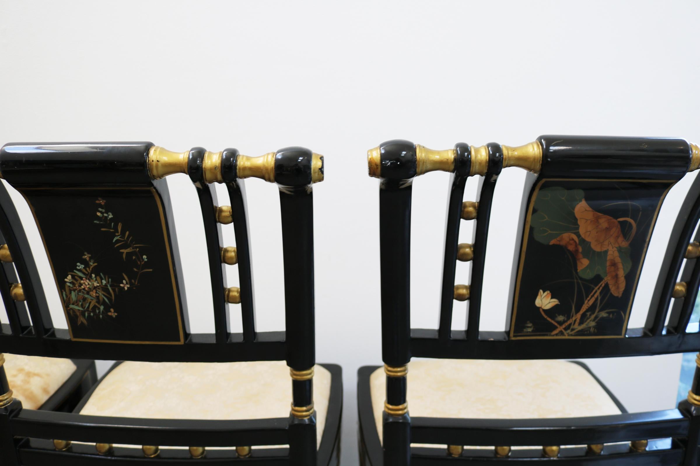 Ensemble de six chaises chinoises peintes à la main avec du vernis à poncer en vente 5