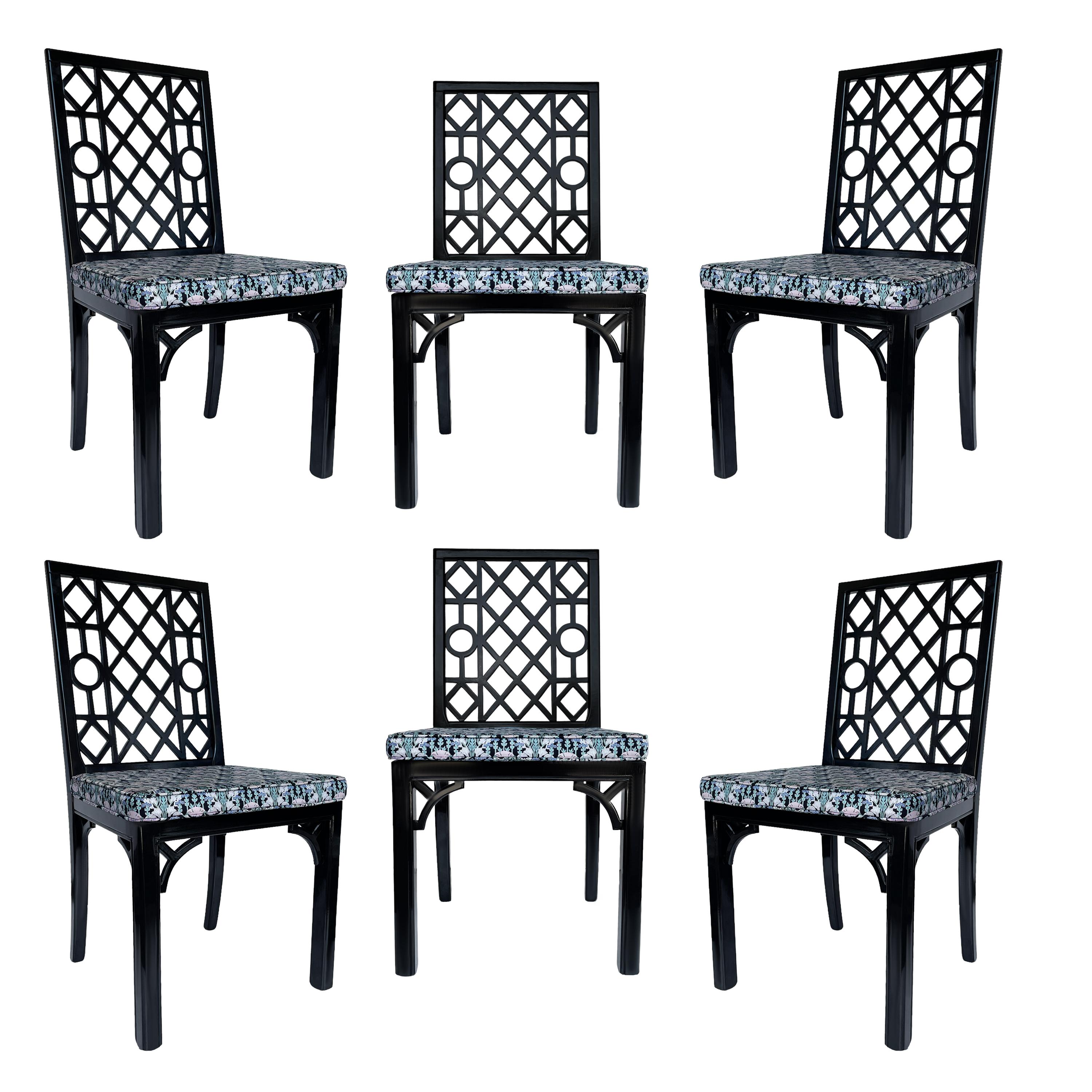 Set of Six Hollywood Regency Chinoiserie Chippendale Dining Chairs in Black For Sale 4