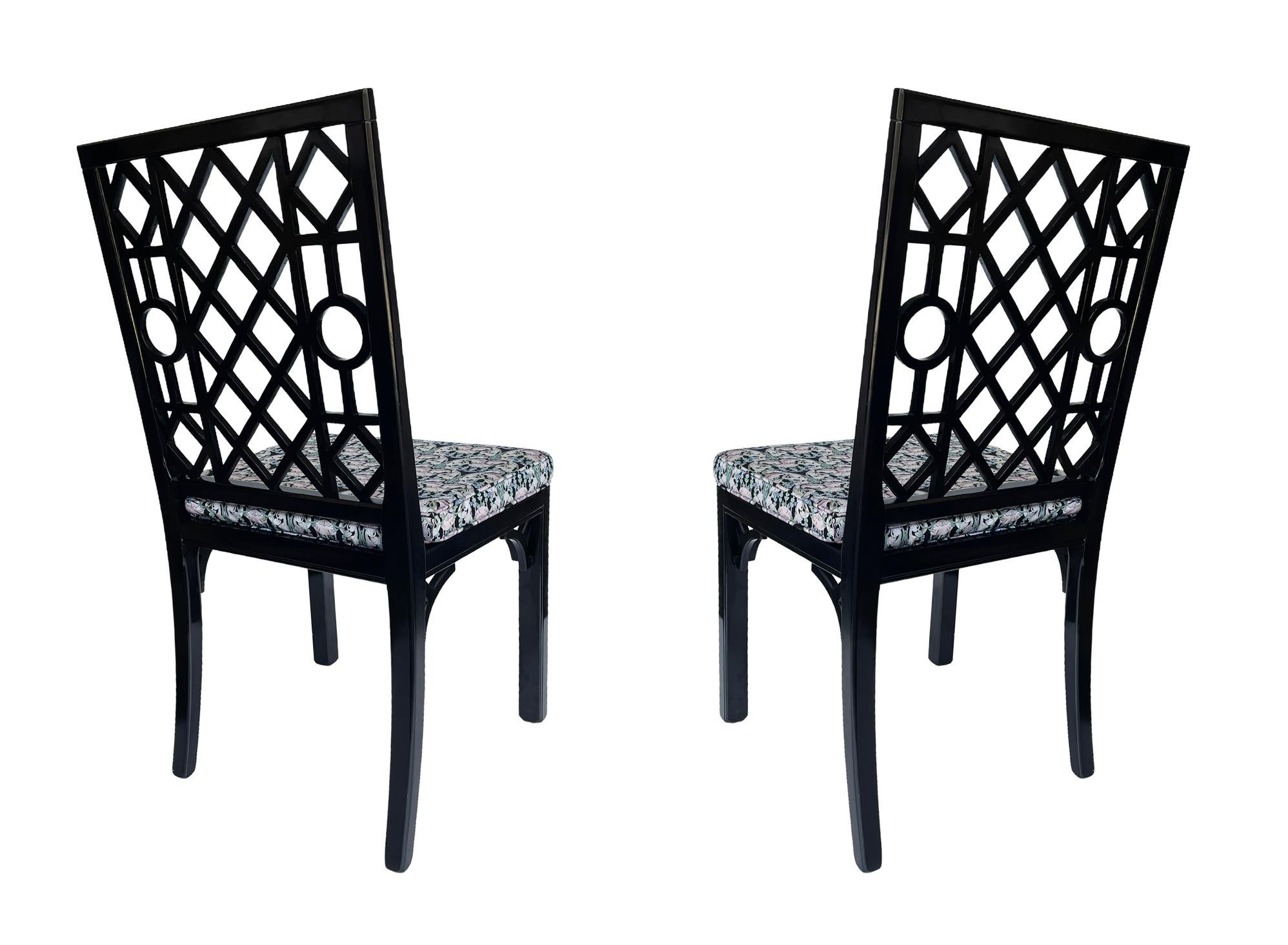 Set of Six Hollywood Regency Chinoiserie Chippendale Dining Chairs in Black For Sale 5