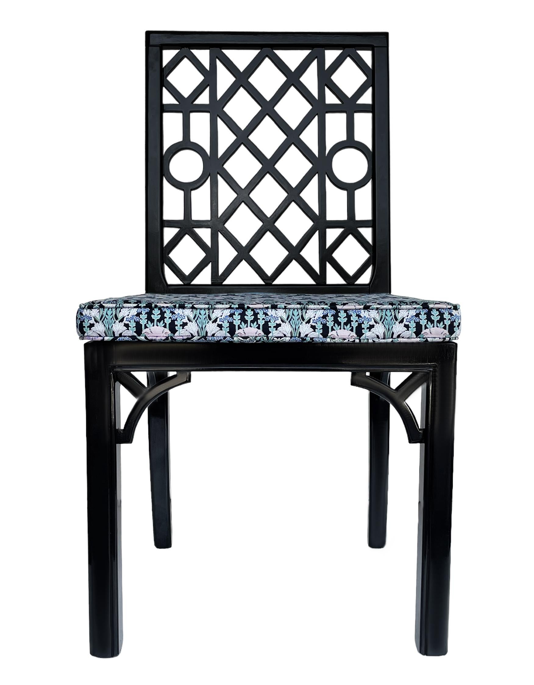Fabric Set of Six Hollywood Regency Chinoiserie Chippendale Dining Chairs in Black For Sale