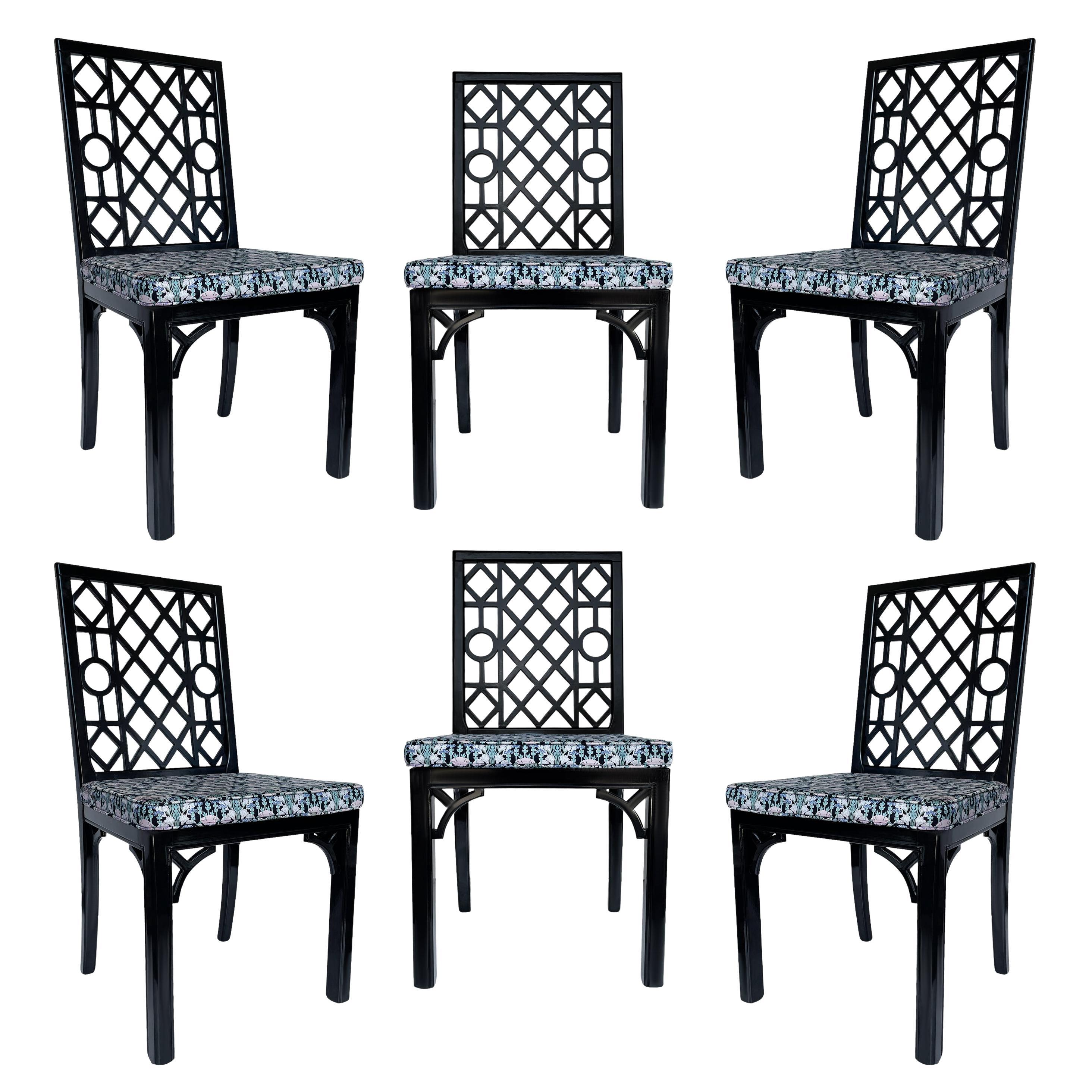 Set of Six Hollywood Regency Chinoiserie Chippendale Dining Chairs in Black For Sale