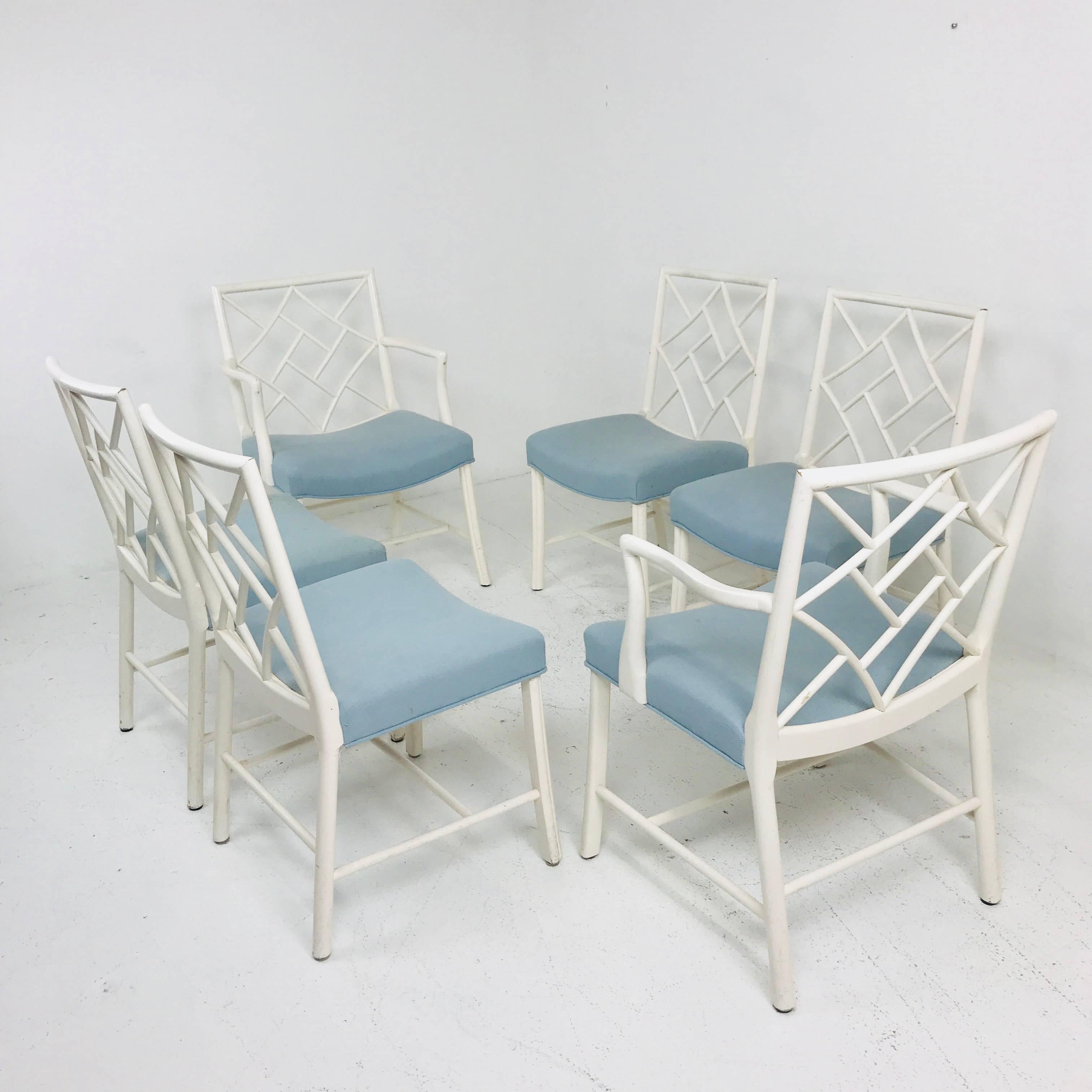 Set of six elegant Chippendale Cockpen dining chairs. The set includes four side and two armchairs. The chairs are in good vintage condition, but need refinishing.

Dimensions:
23