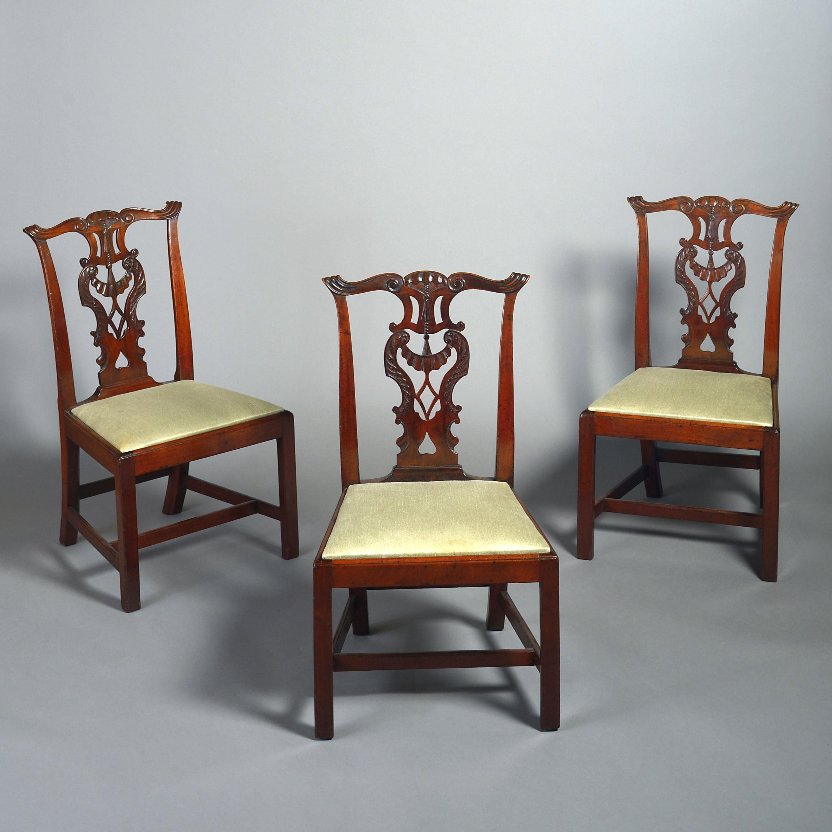 Irish Set of Six Chippendale Period Side or Dining Chairs
