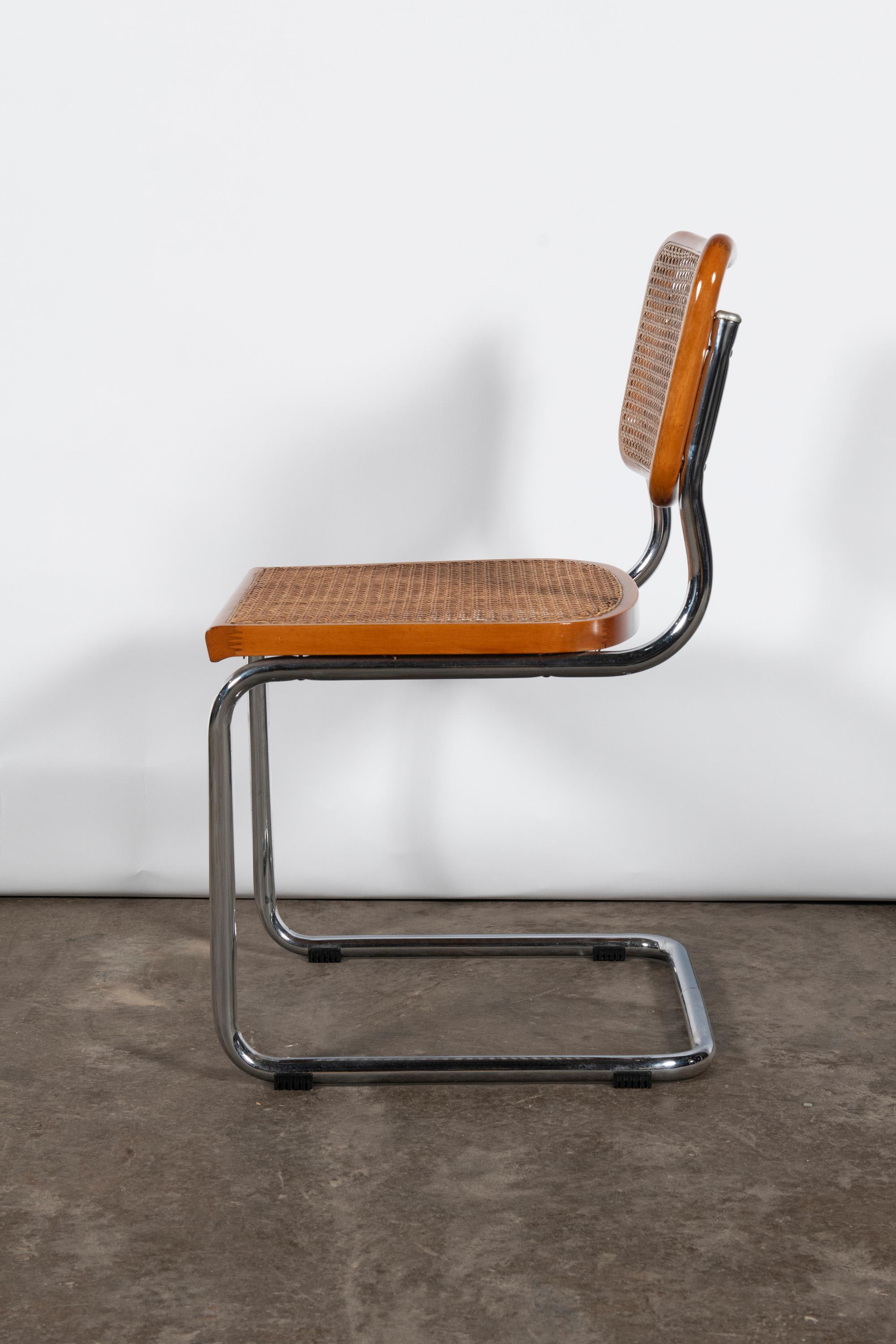 Set di sei sedie da pranzo Cesca in cromo, legno e rattan, circa 1960. in vendita 1