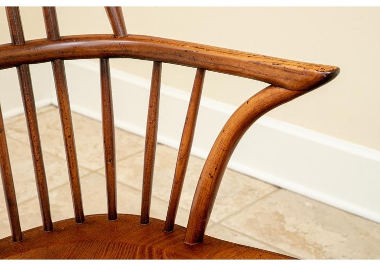 Set of Six Classic Bow Back Oak Windsor Chairs For Sale at 1stDibs