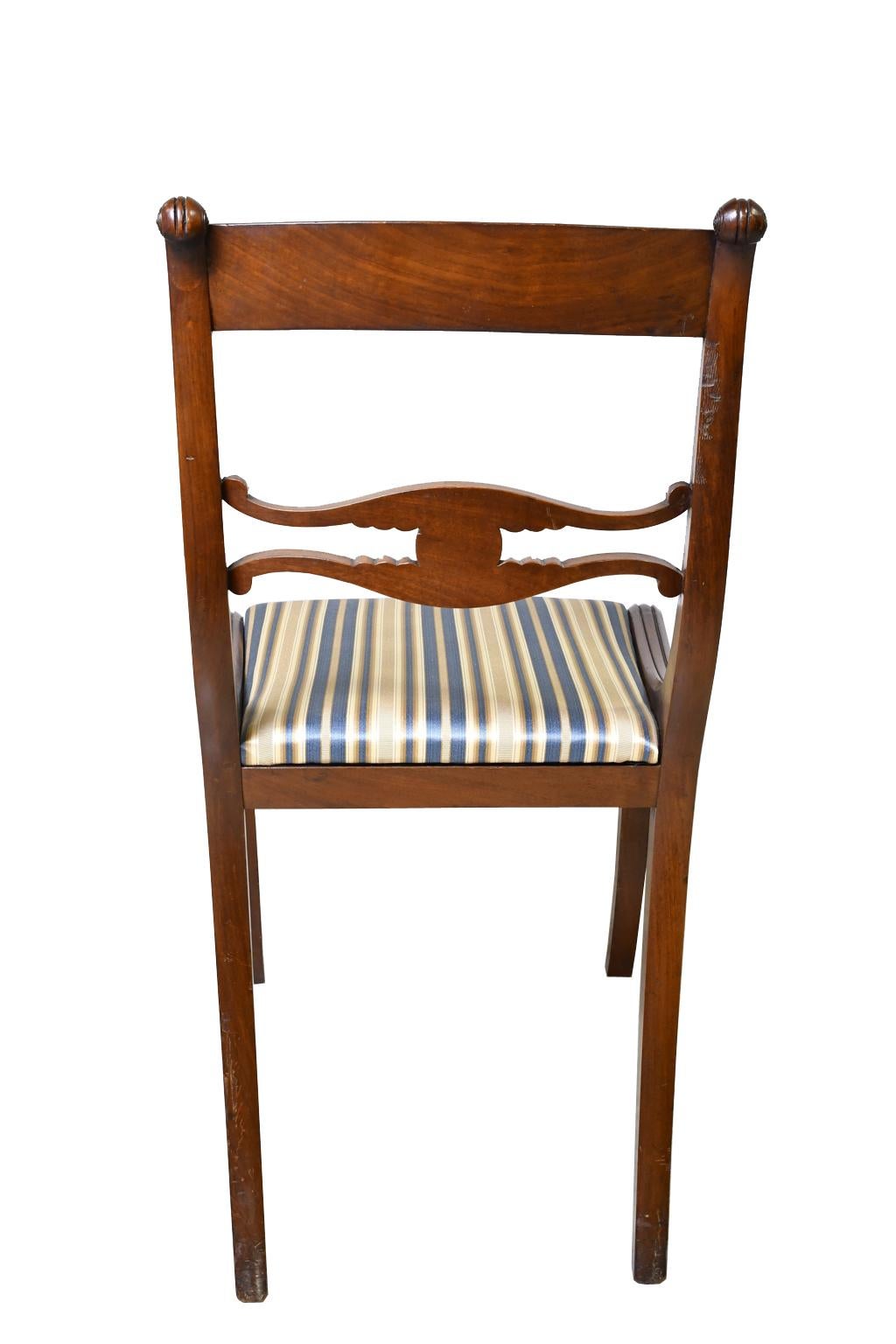 Set of Six Classical Dining Chairs Attributable to Duncan Phyfe, New York 5