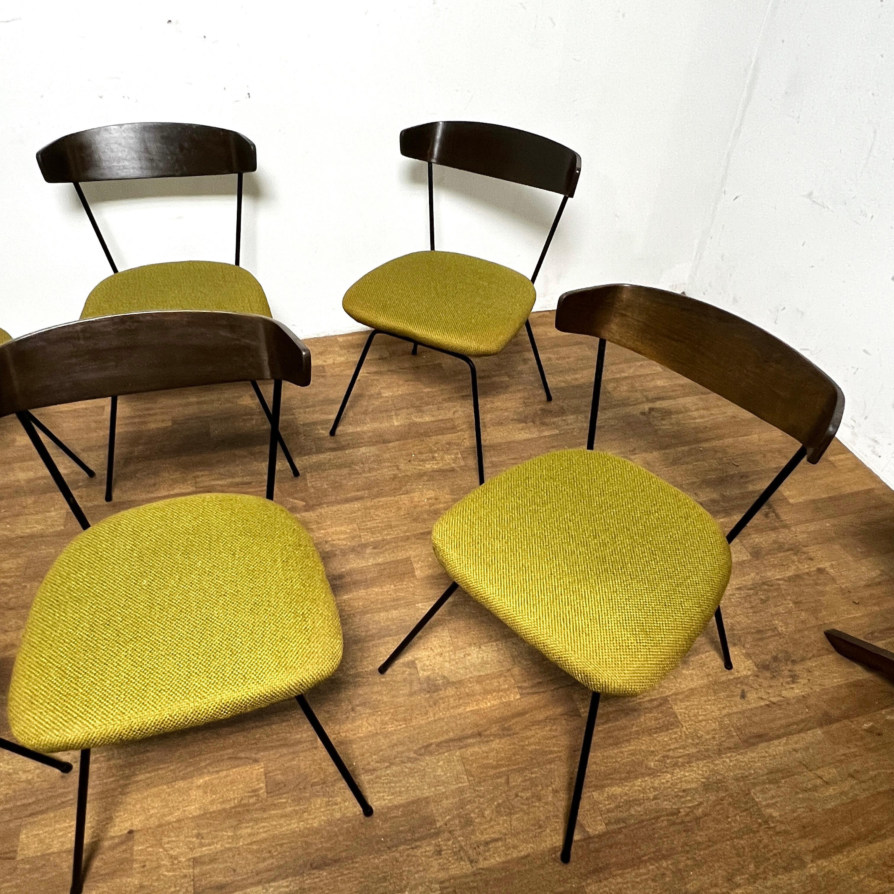 Tappezzeria Set di sei sedie da pranzo Clifford Pascoe per Modernmasters, CIRCA 1950 in vendita
