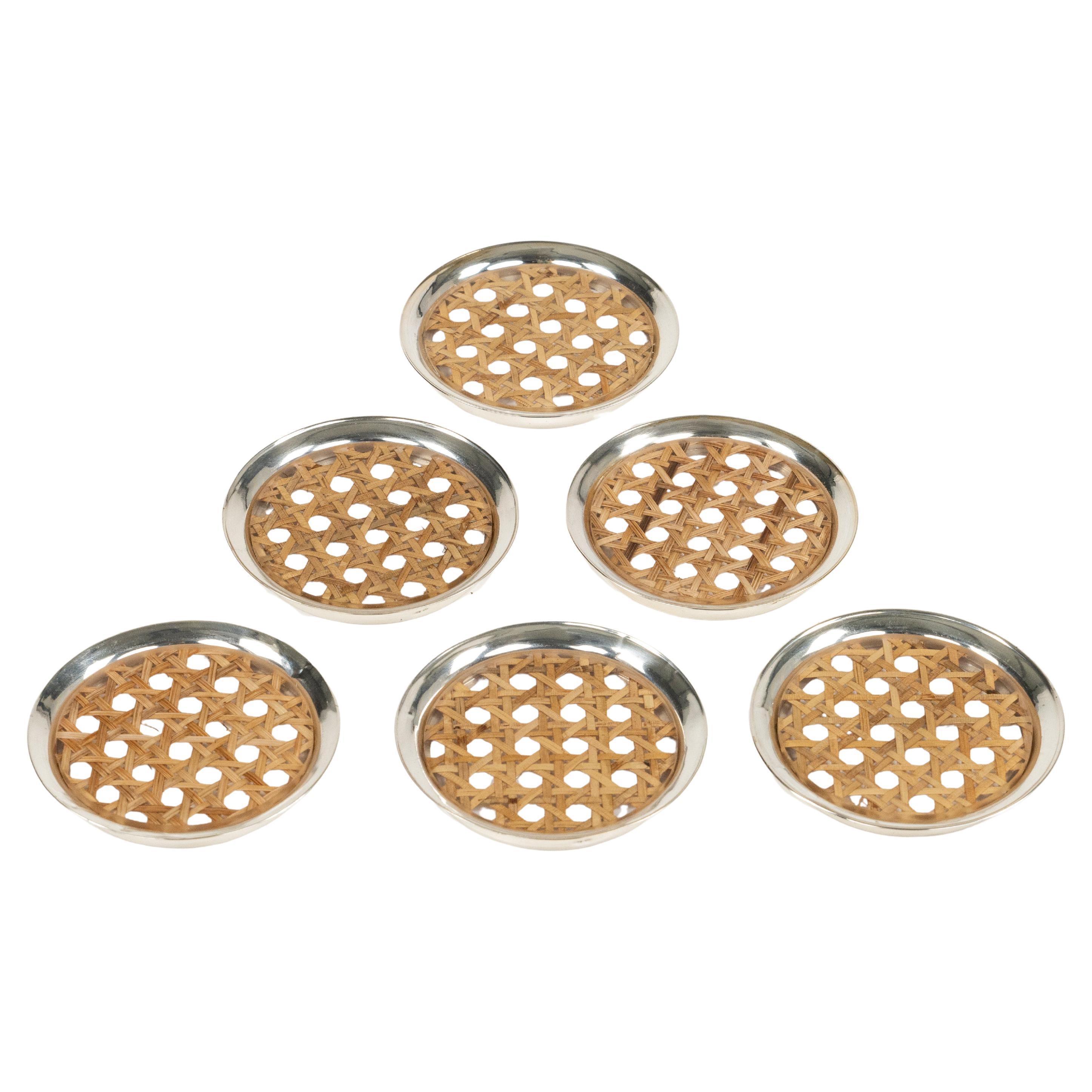 Juego de seis posavasos de lucita, ratán y plata Estilo Christian Dior, Italia Años 70 en venta 4
