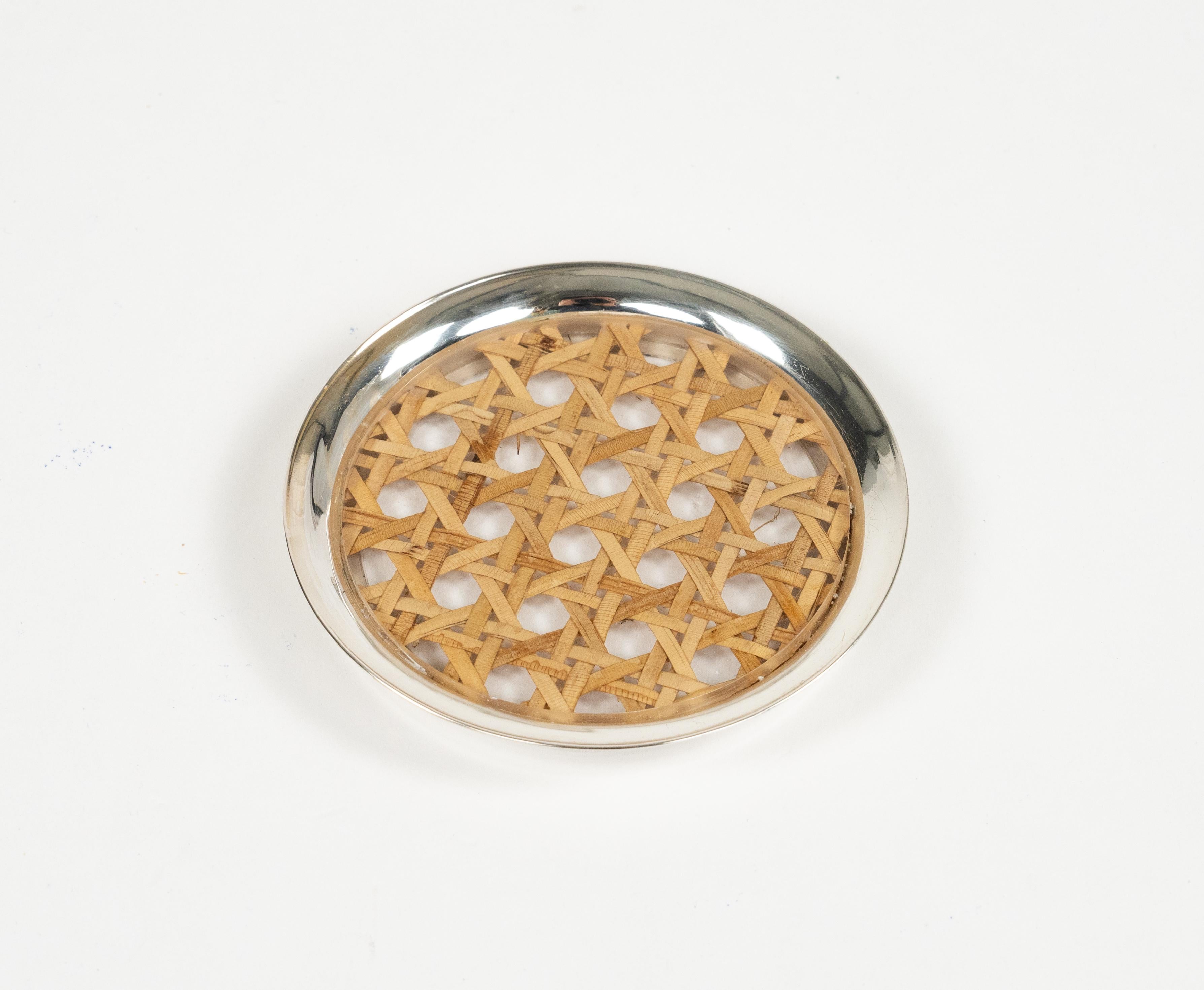 Juego de seis posavasos de lucita, ratán y plata Estilo Christian Dior, Italia Años 70 Silver en venta
