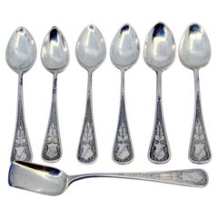 Set of six coffee spoons
sugar shovel in guilloche silver w/ monogram cards