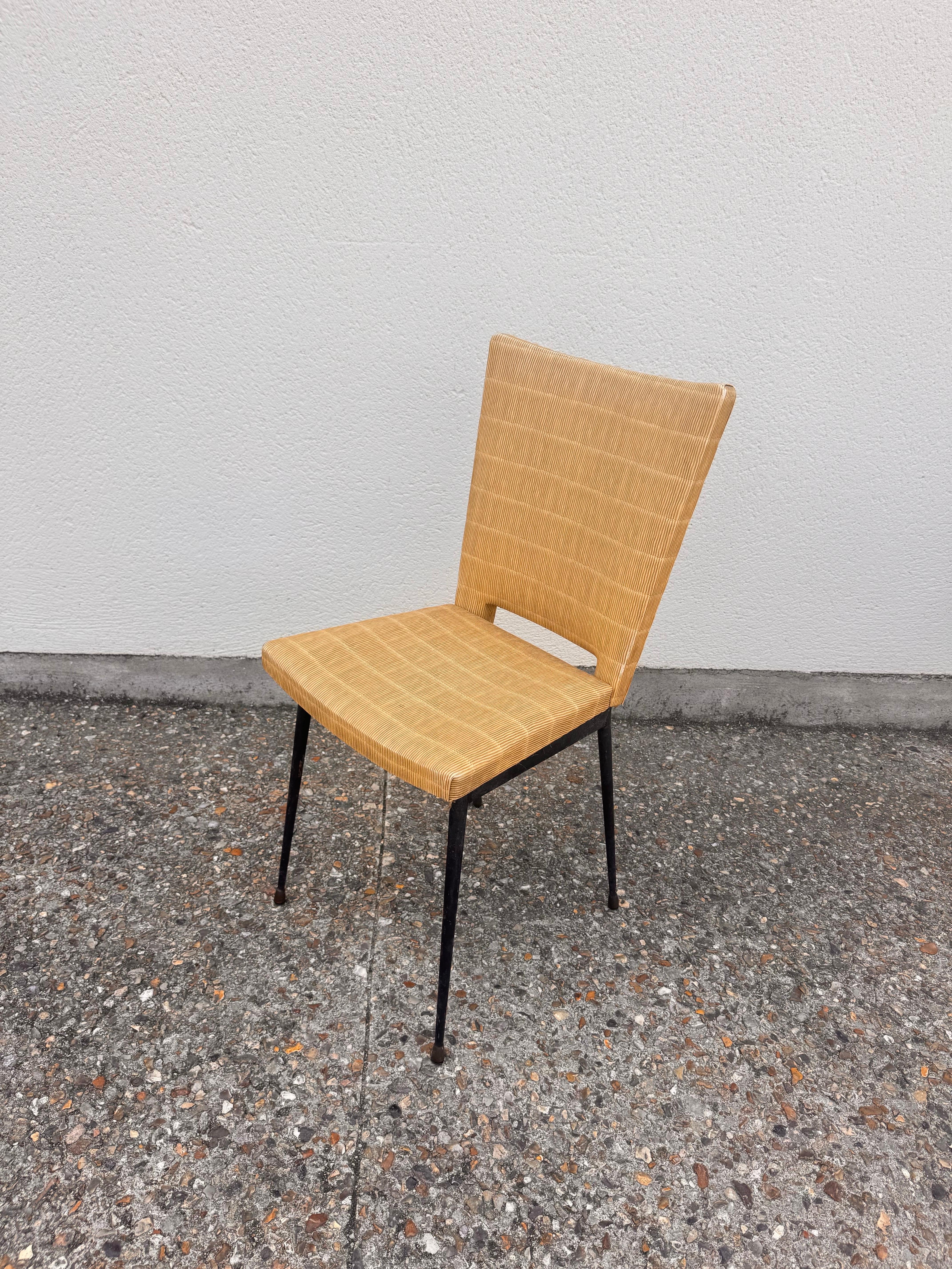 20th Century Set of six Colette Gueden chairs For Sale