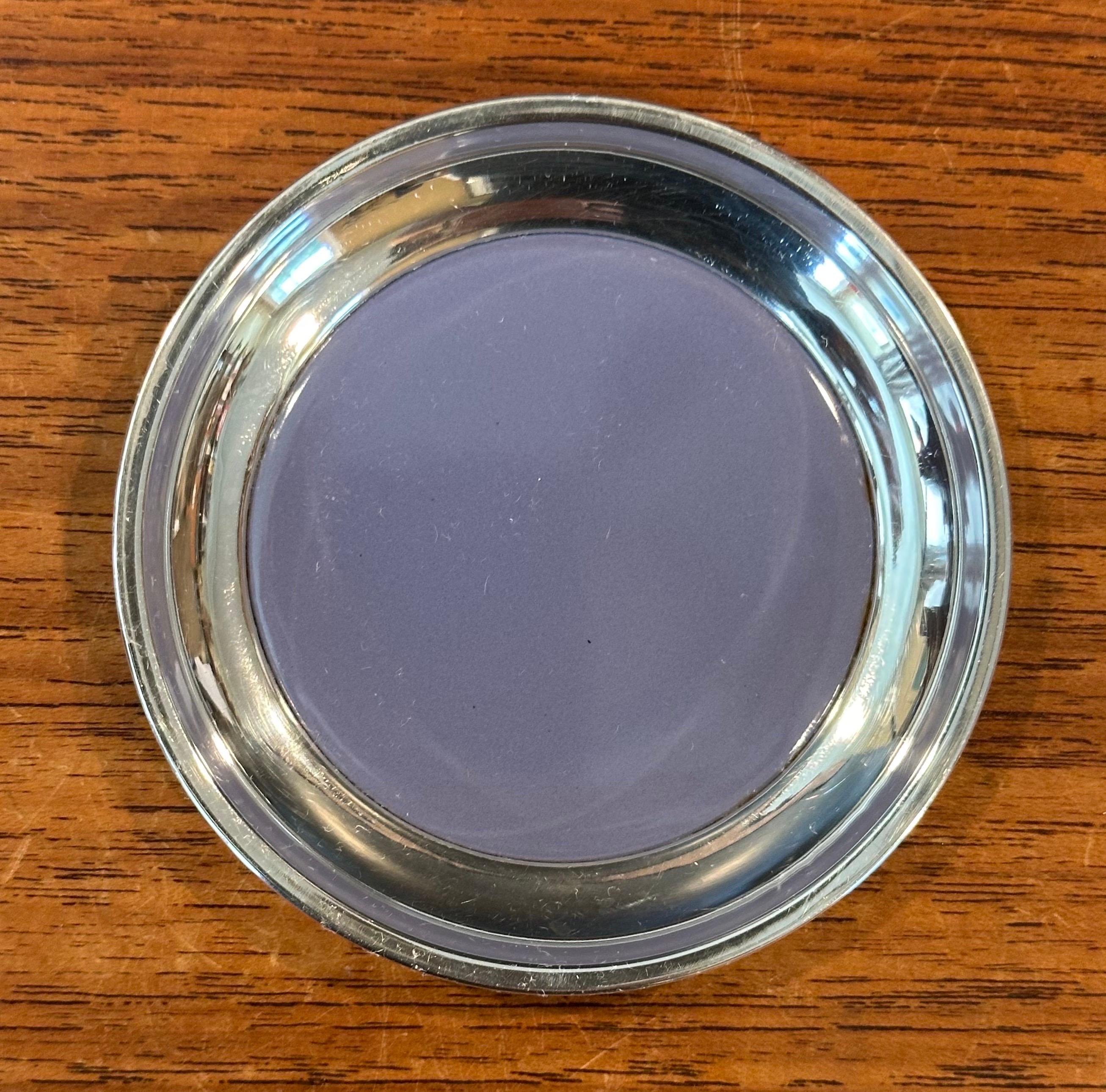Juego de seis coloridos posavasos MCM de plata de ley y esmalte de Towle en venta 4