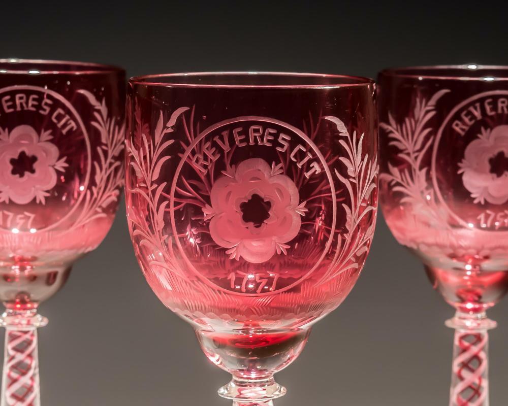 An unusual set of six colour twist glasses finely engraved with Jacobite elements dated 1757 (reverence) Duke of Cumberland left the army.

England, circa 1907.

Measures: Height: 20 cm (7 3/4