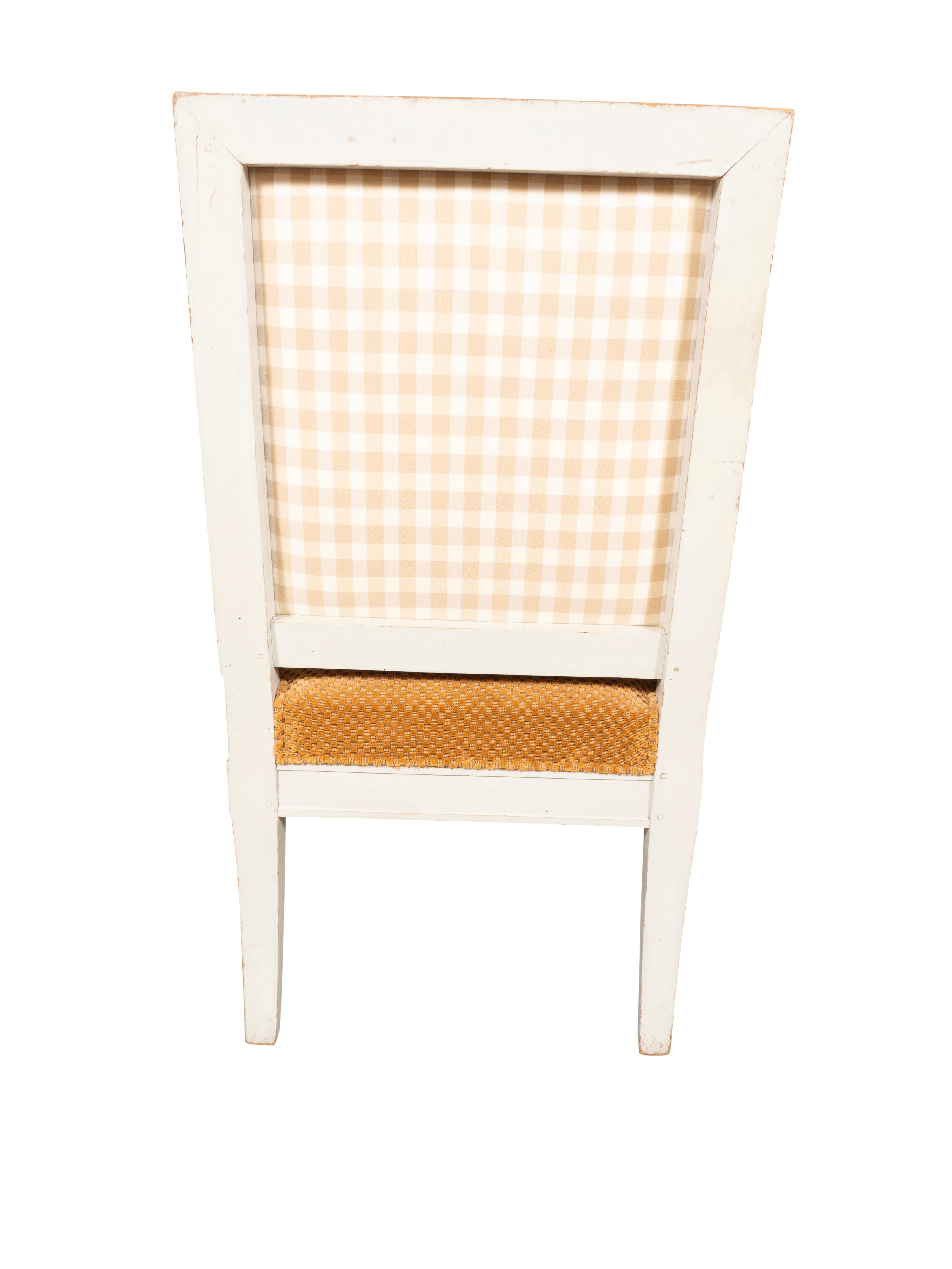Peint Ensemble de six fauteuils peints de style Consulat en vente