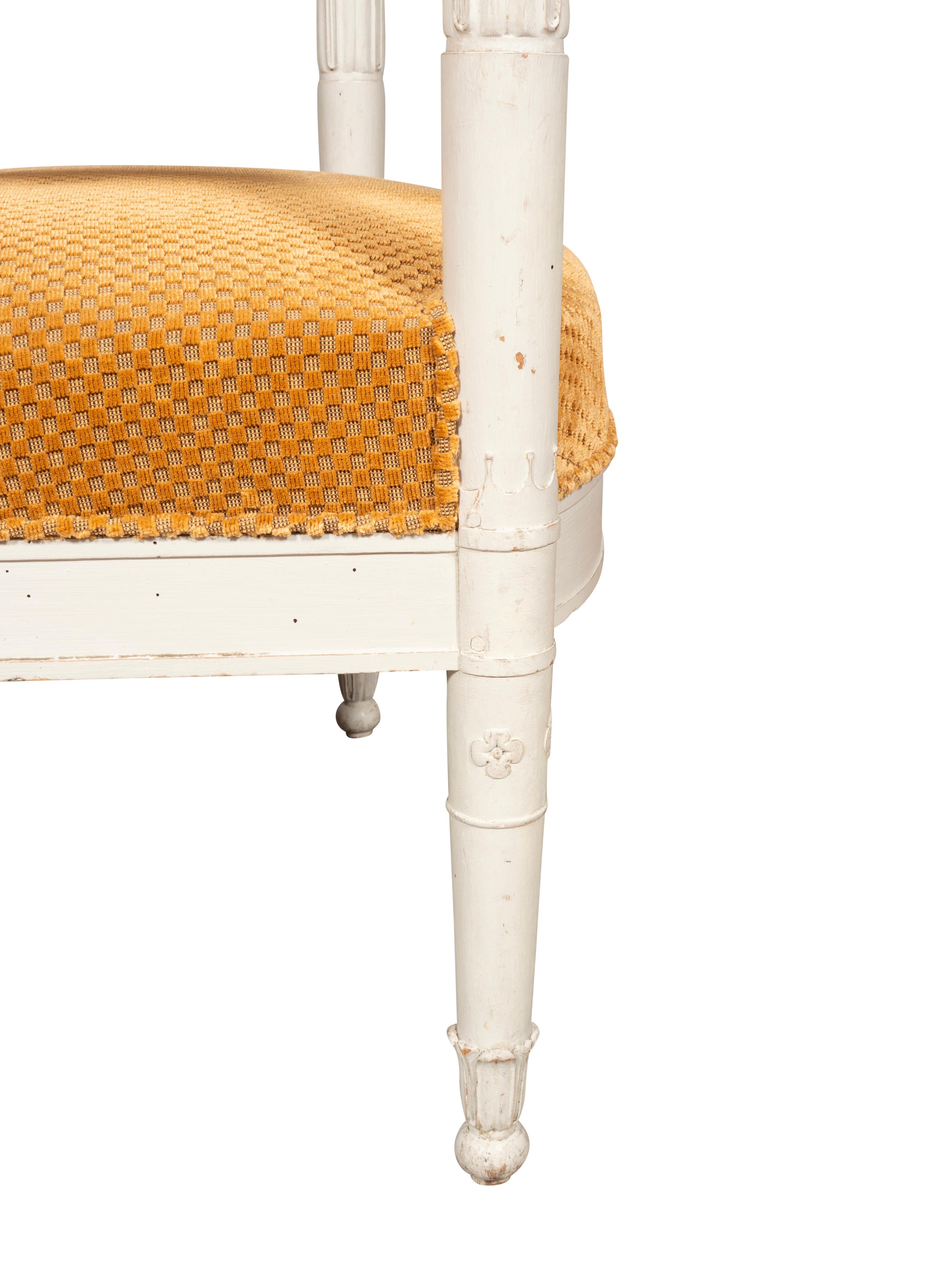 Ensemble de six fauteuils peints de style Consulat en vente 1