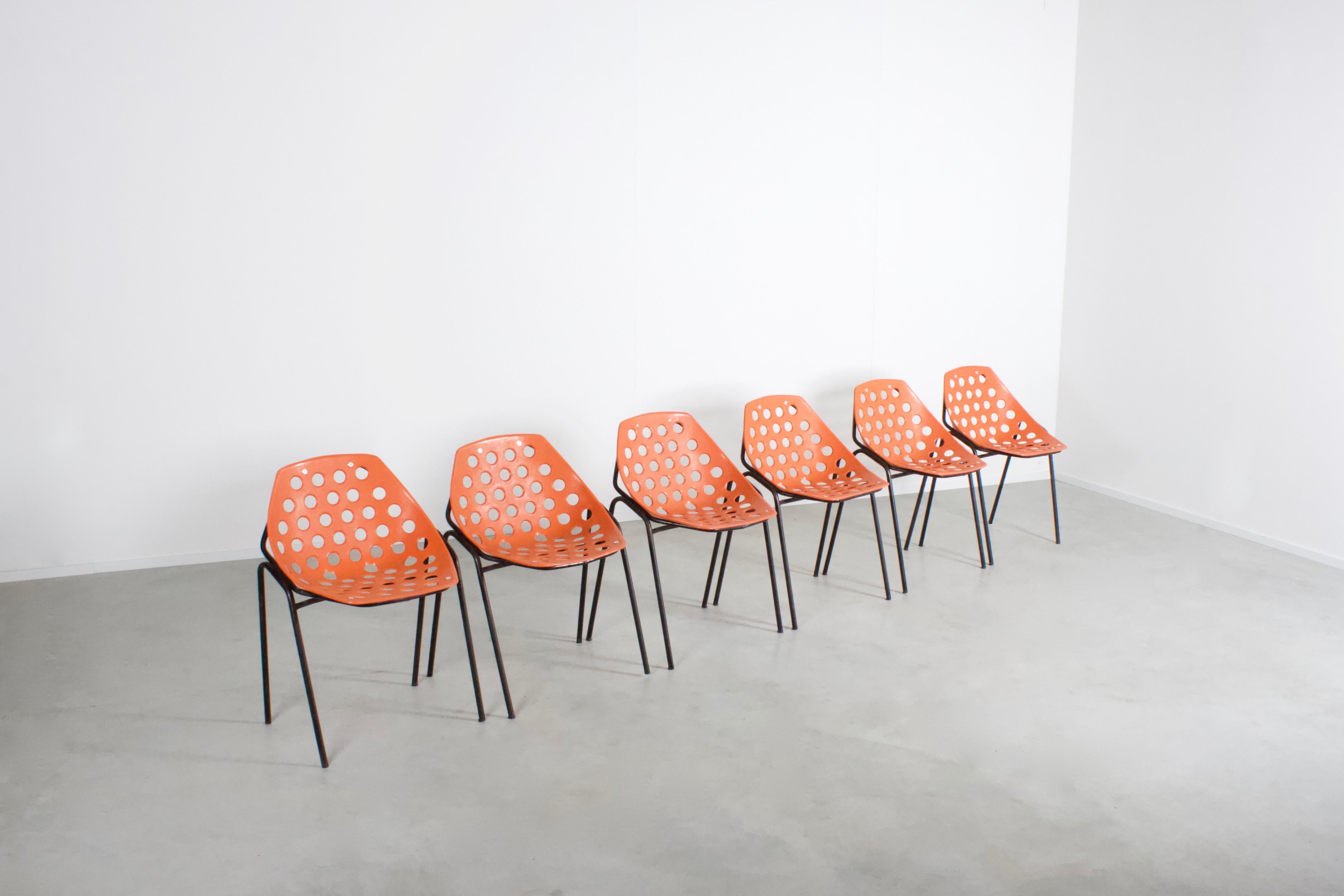 Set of six ‘Coquillage’ chairs in good original condition.

Manufactured by Meurop.

Designed by Pierre Guariche in the 1960s.

Pierre Guariche was known for created simplistic affordable Industrial furniture.

The shells of these chairs are made of