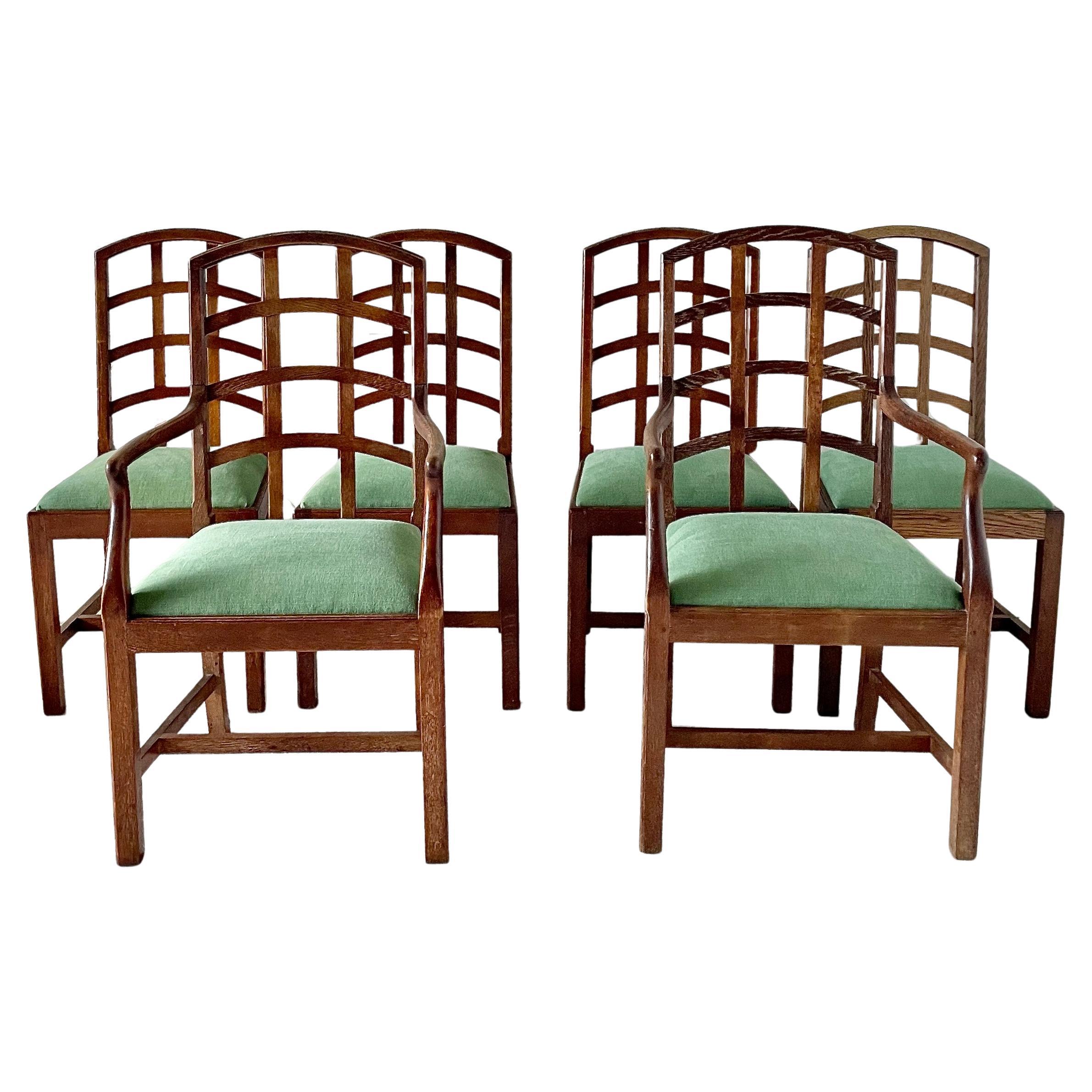 Ensemble de six chaises de salle à manger de l'école Cotswold Arts and Crafts en vente