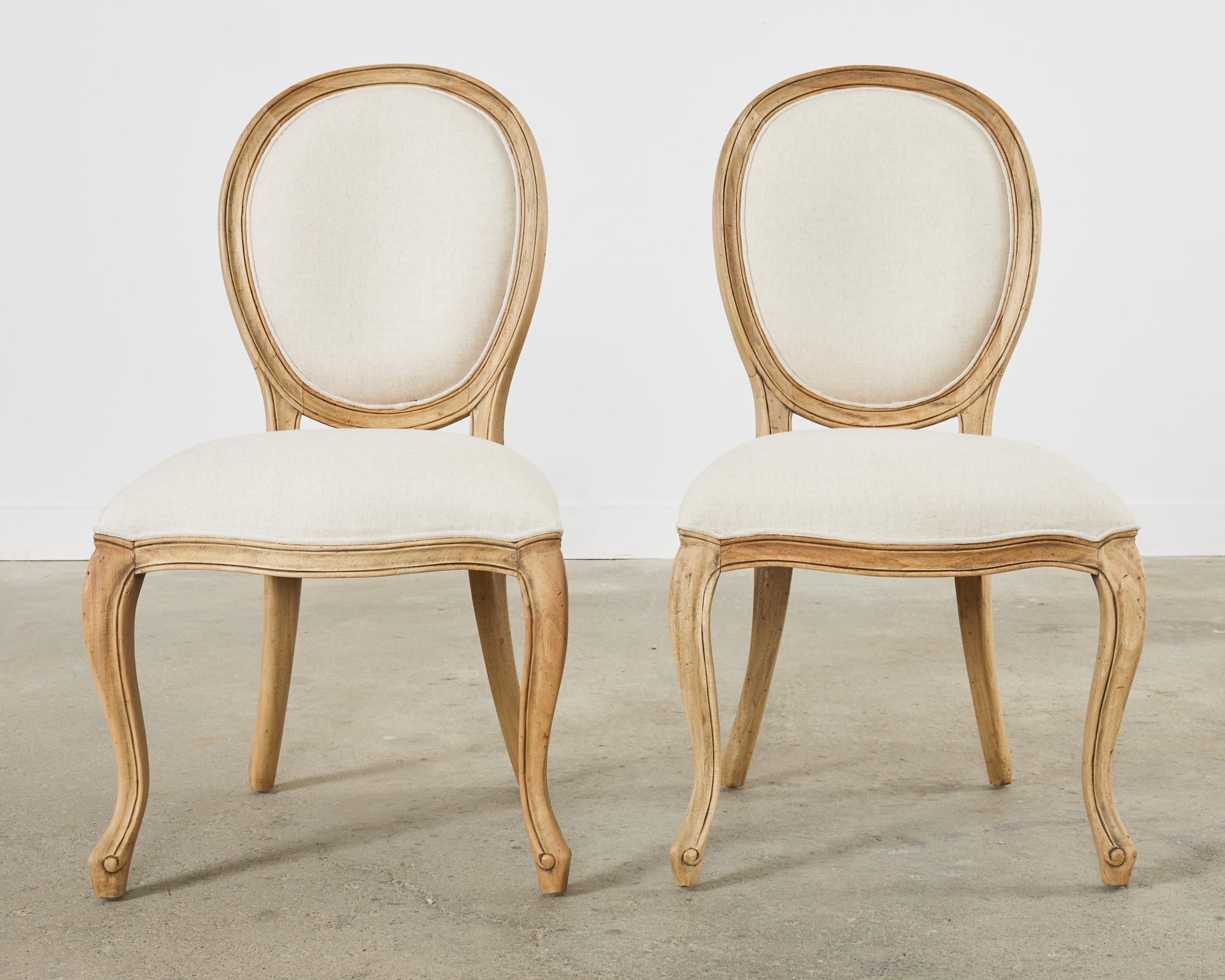 Set of Six Country French Provincial Style Dining Chairs In Good Condition For Sale In Rio Vista, CA