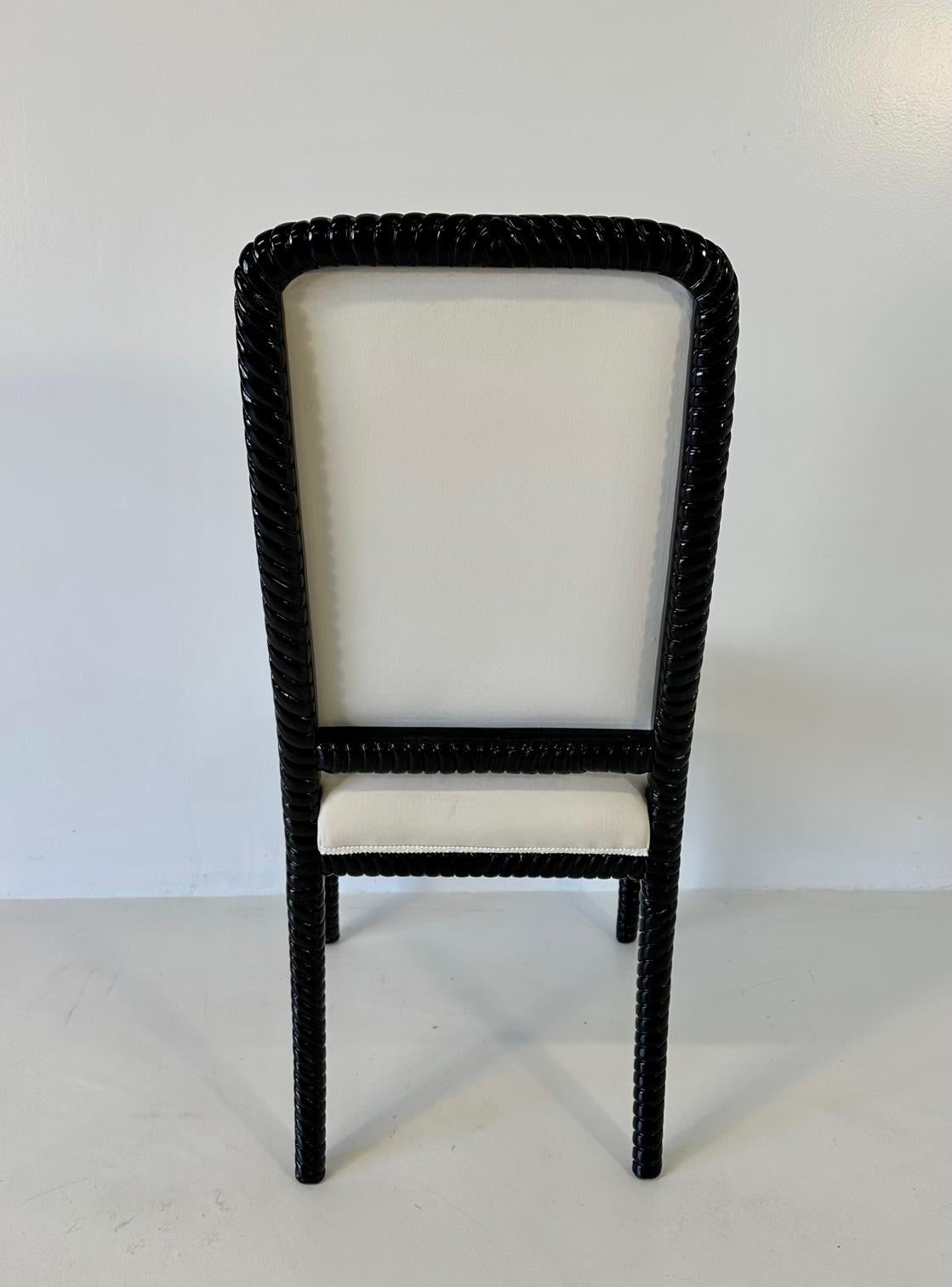 Set of Six Cream Velvet and Black Lacquered Italian Art Deco Style Chairs, 1980s For Sale 3