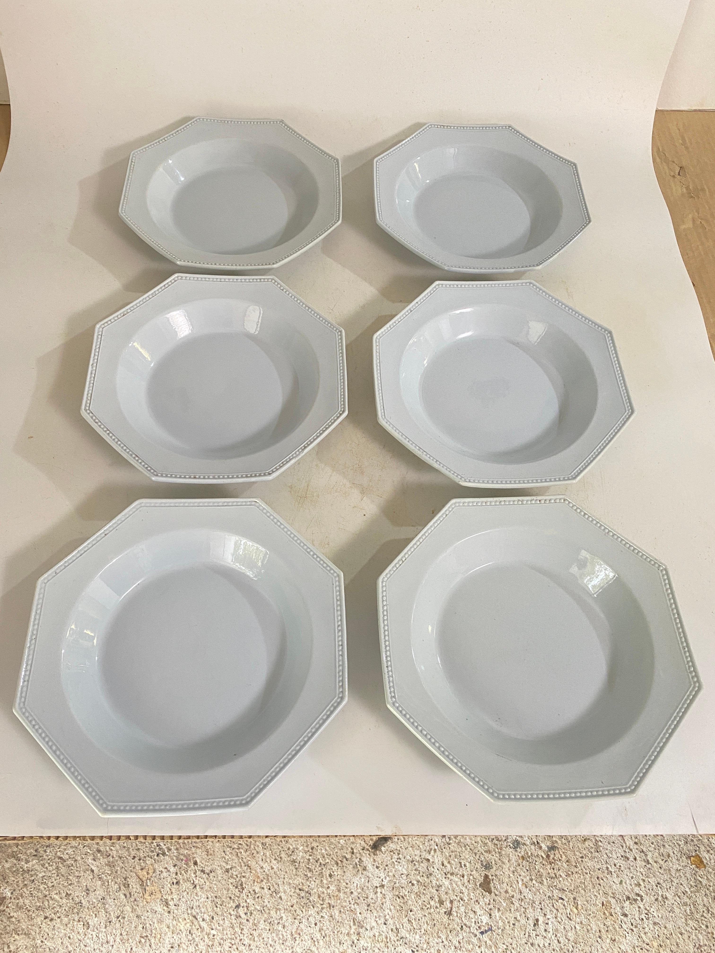 Six Octagonal Earthenware Dishes Made in France Creil Montereau circa 1820 For Sale 5