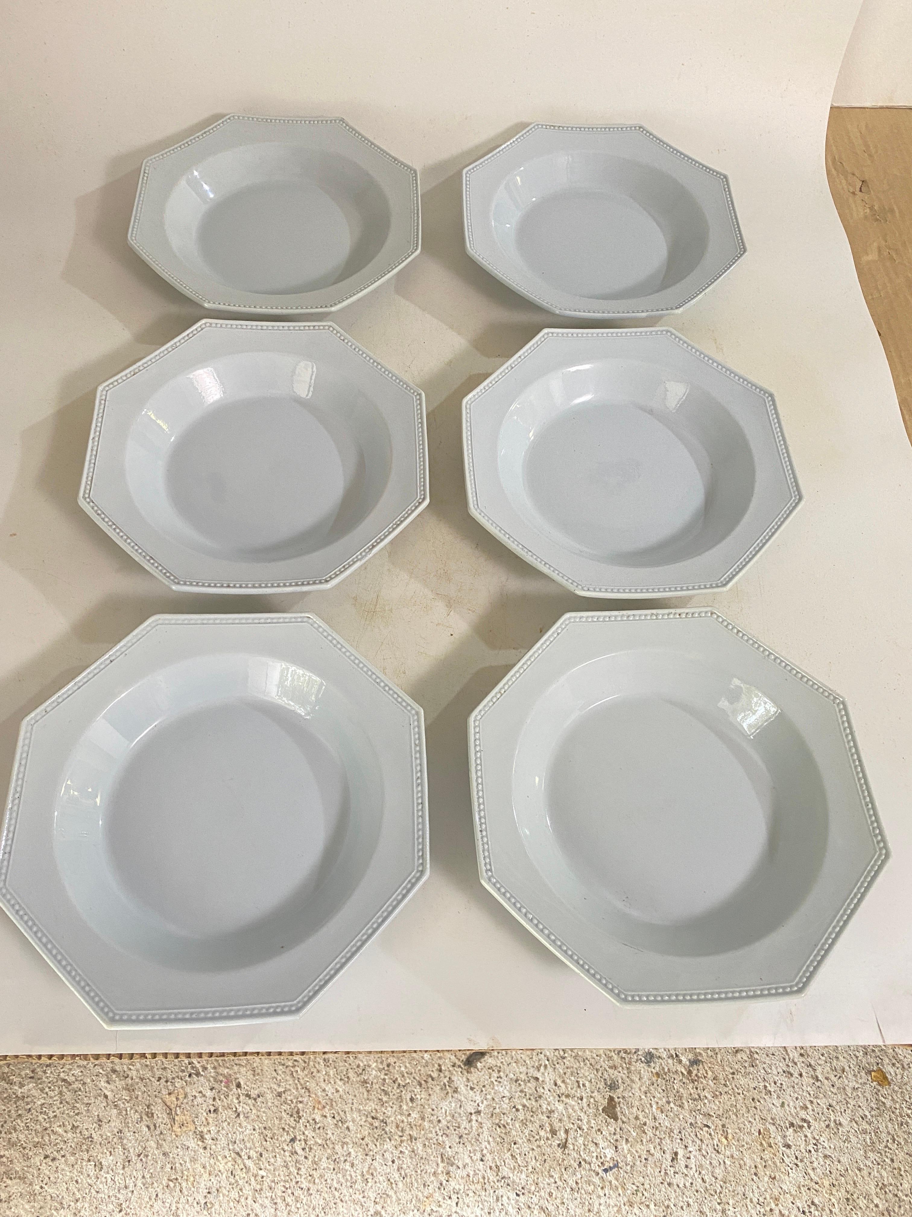 Six Octagonal Earthenware Dishes Made in France Creil Montereau circa 1820 For Sale 4