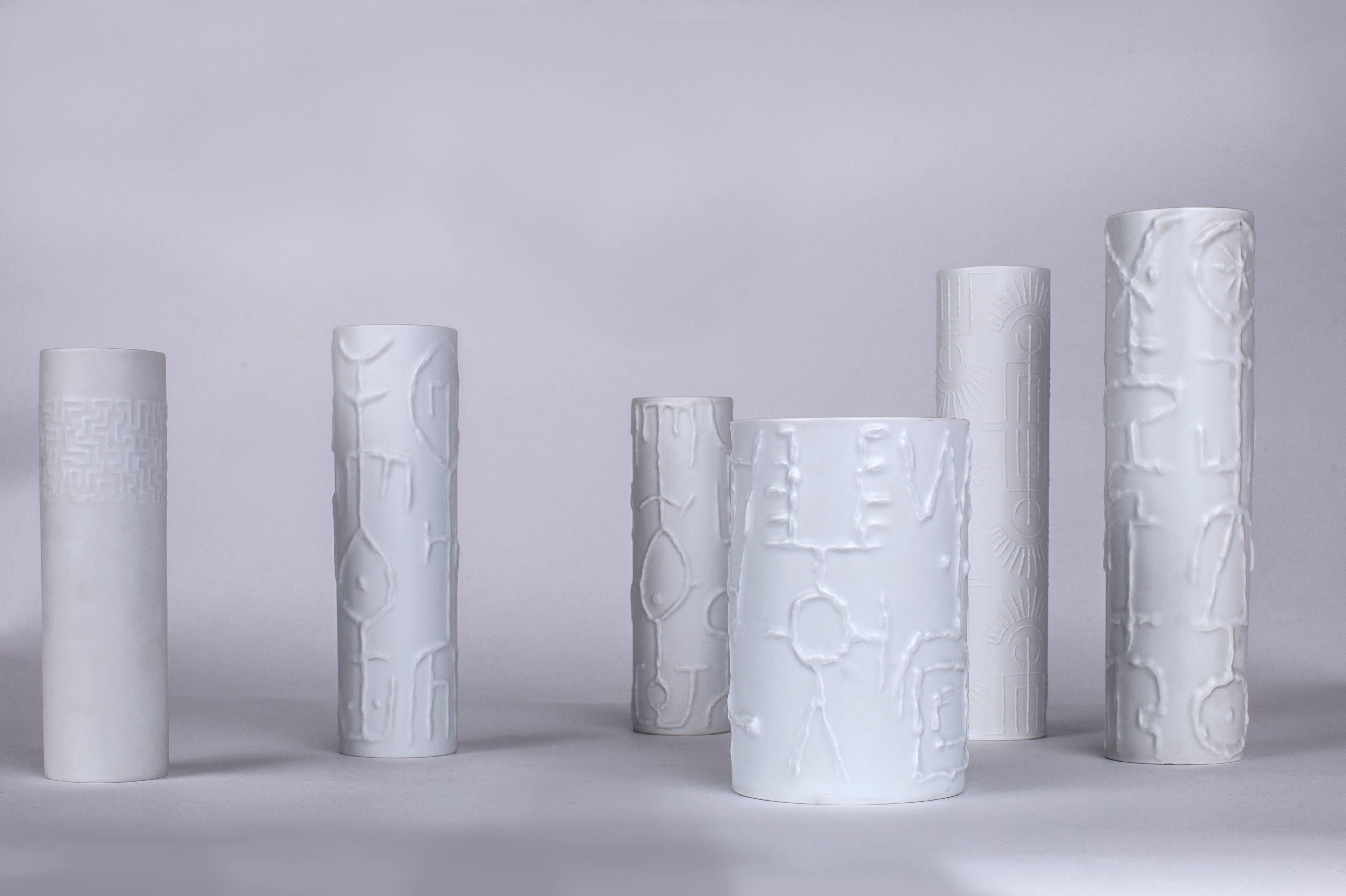 Mid-Century Modern Set of Six Cuno Fischer Porcelain Vases with Abstract Relief for Rosenthal For Sale