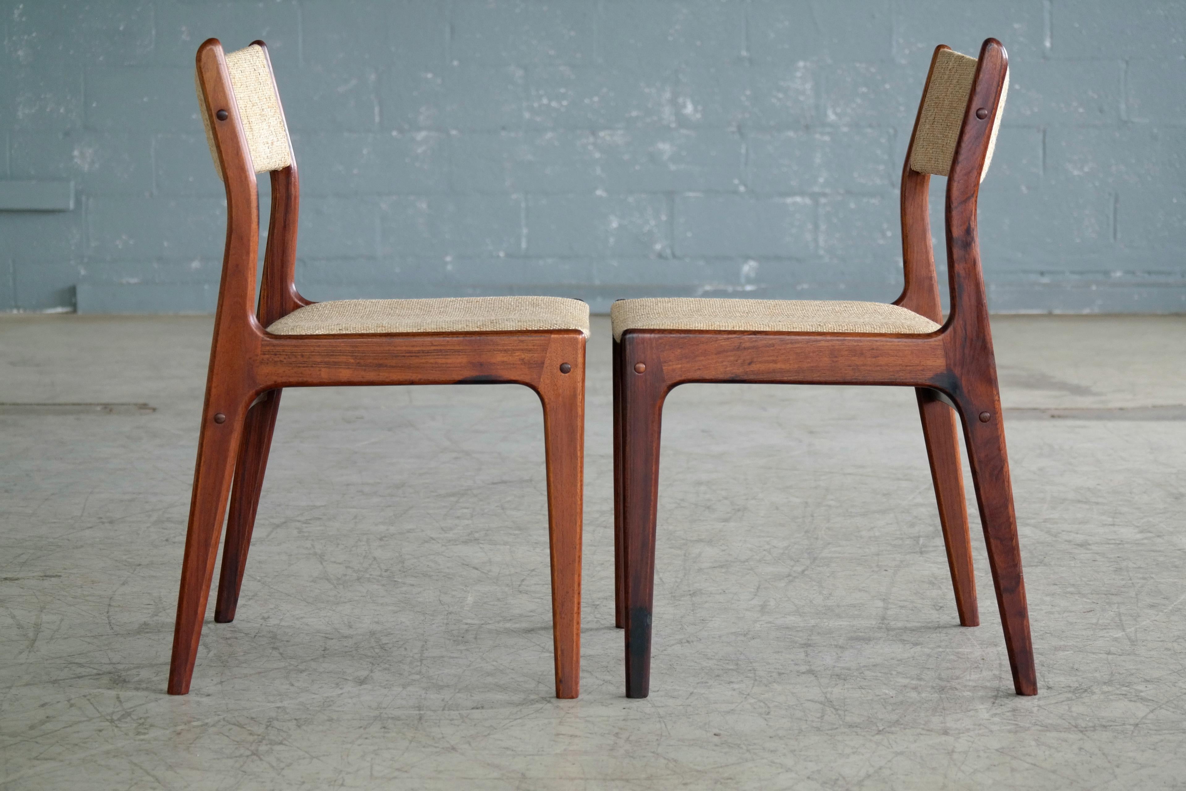 Set of Six Danish Classic Midcentury Dining Chairs in Rosewood by Uldum 3