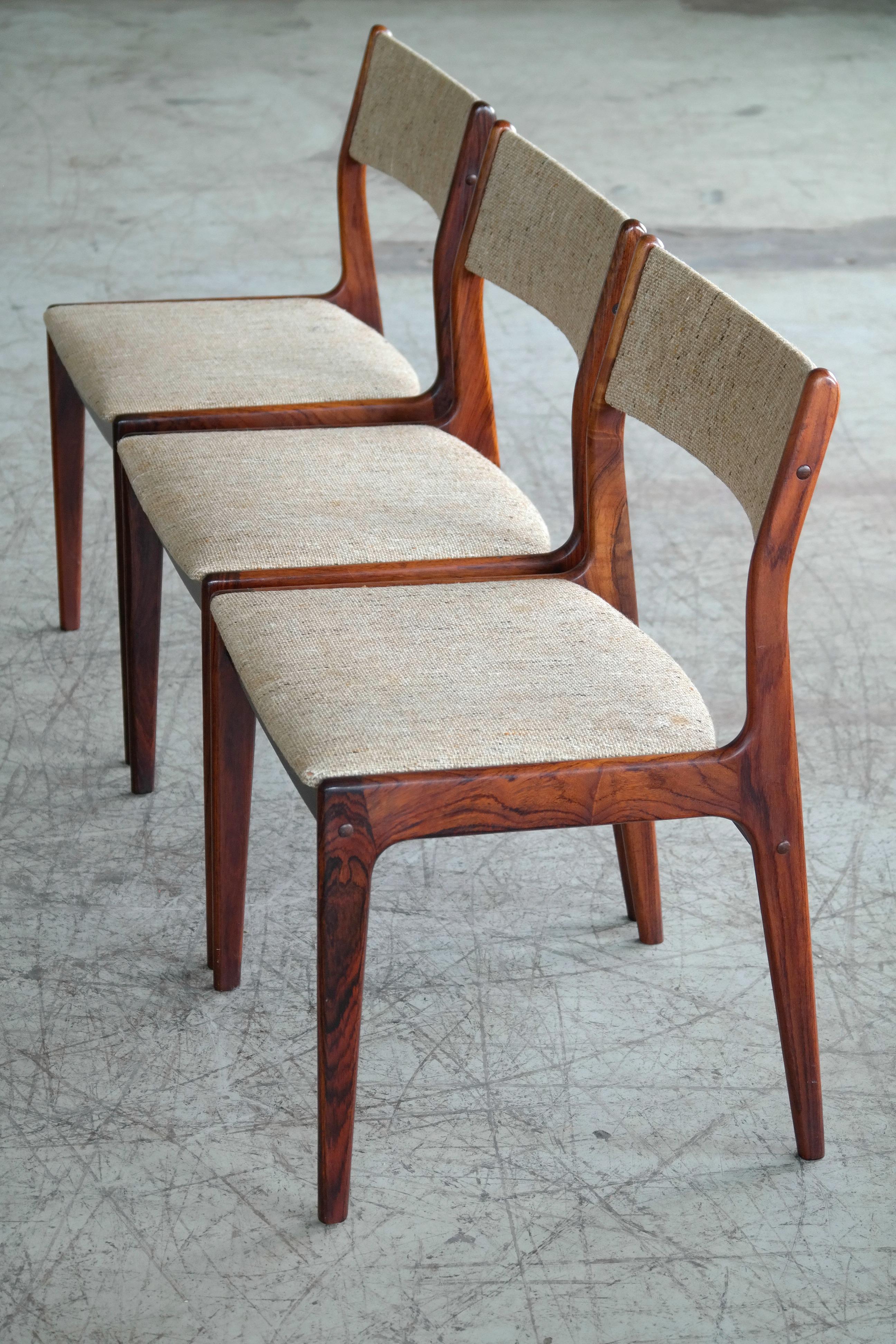 Set of Six Danish Classic Midcentury Dining Chairs in Rosewood by Uldum In Good Condition In Bridgeport, CT