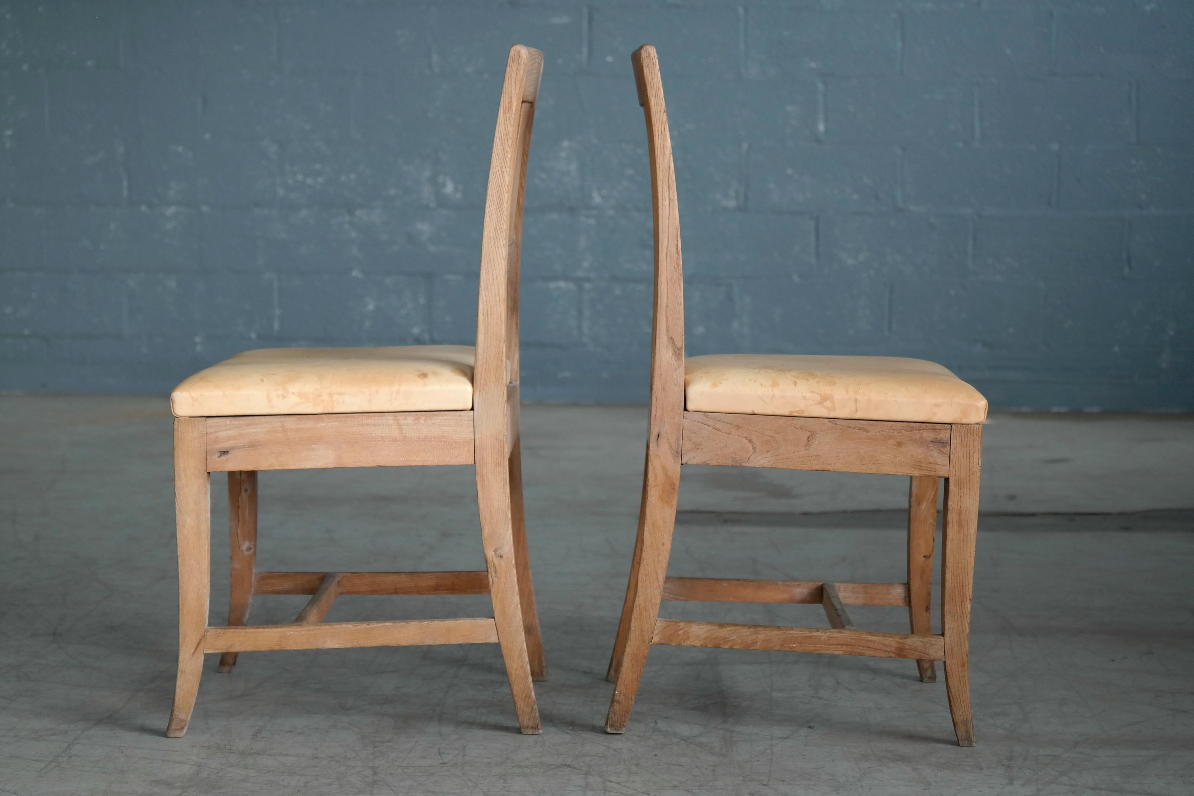 Set of Six Danish Country-Style Dining Chairs in Elm and Natural Leather 2