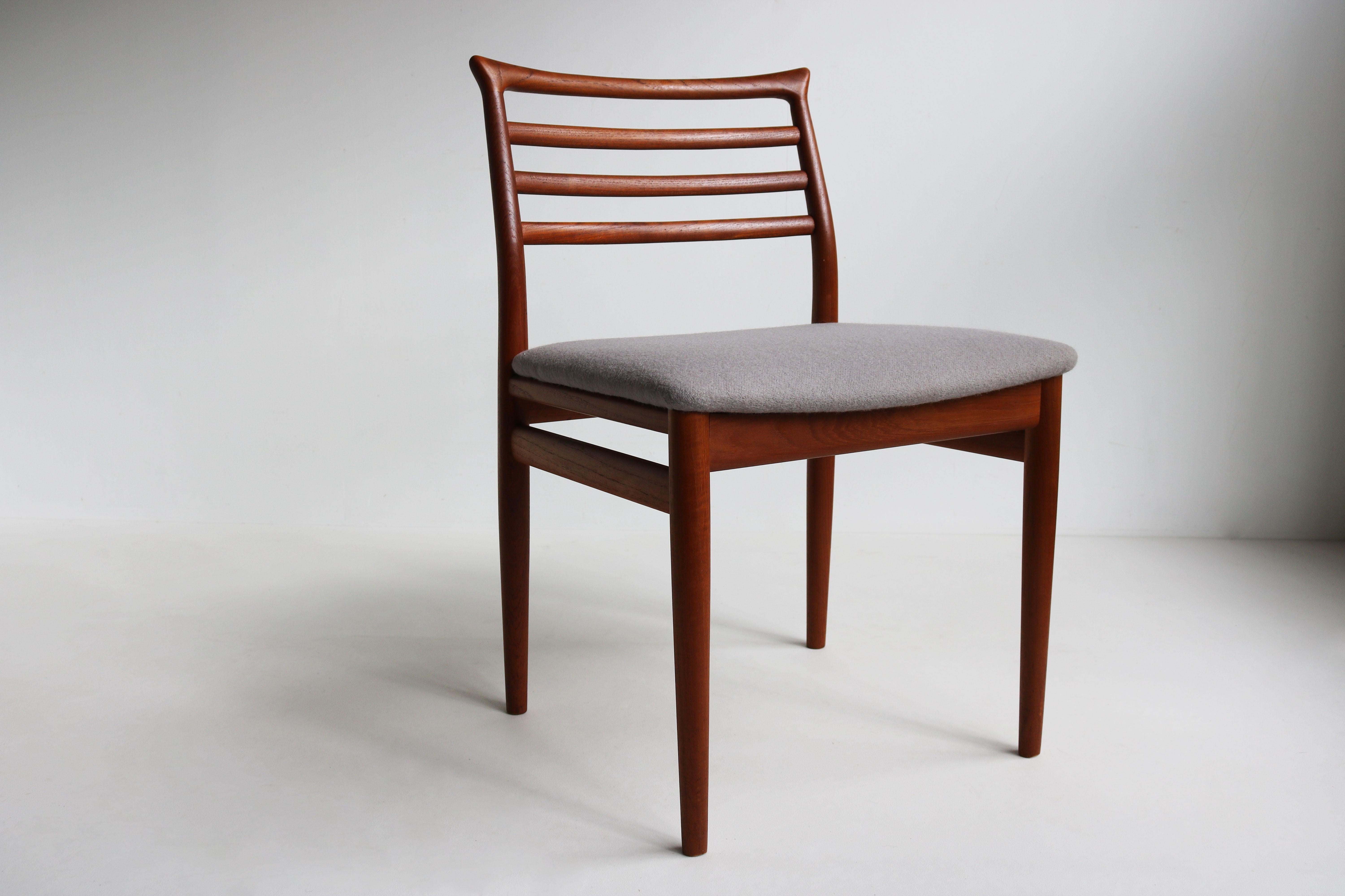Satz von sechs dänischen Design-Esszimmerstühlen von Erling Torvits 1960 Teakholz Mid-century (Dänisch) im Angebot