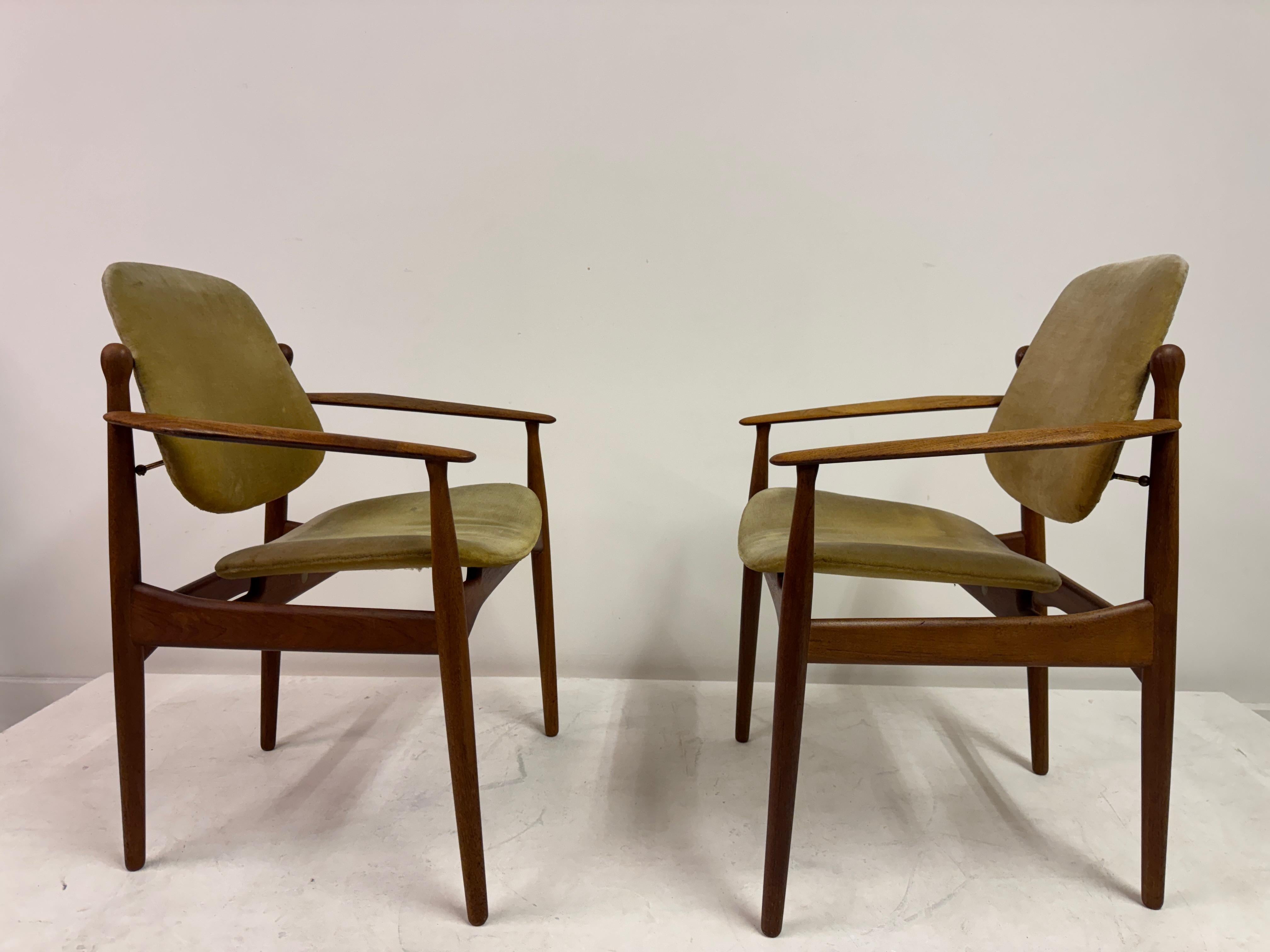 Set of Six Danish Dining Chairs by Arne Vodder for France and Daverkosen, 1960s im Zustand „Gut“ im Angebot in London, London