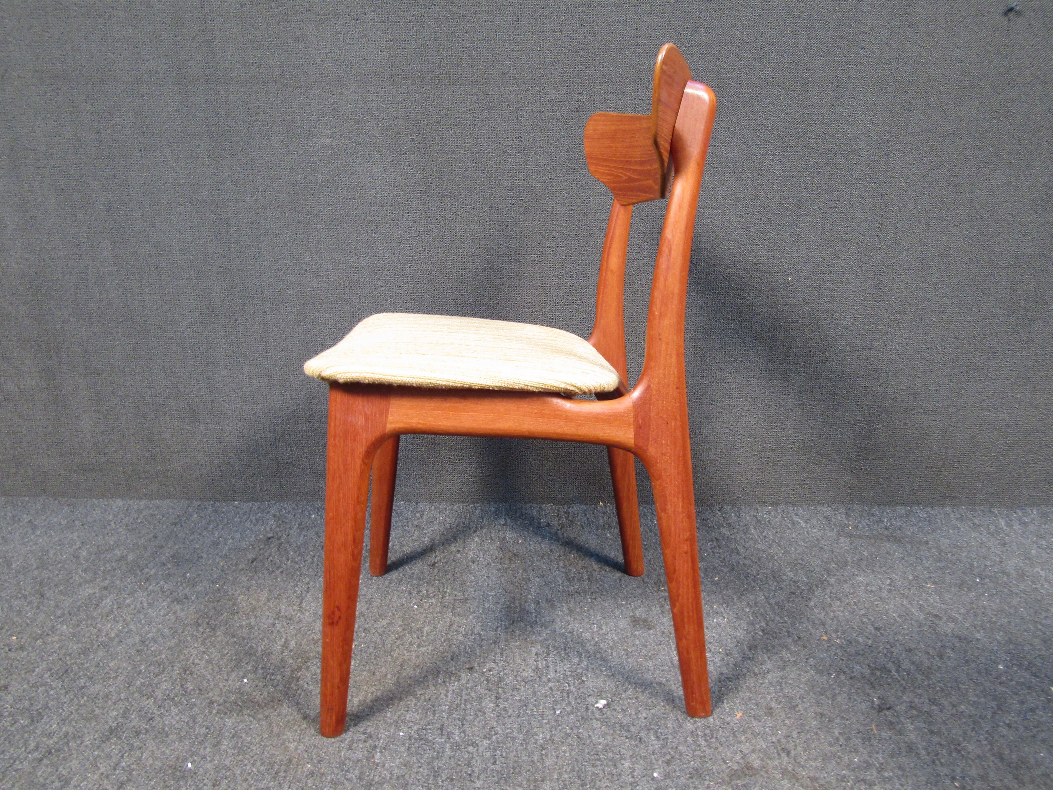 Set of Six Danish Dining Chairs 3