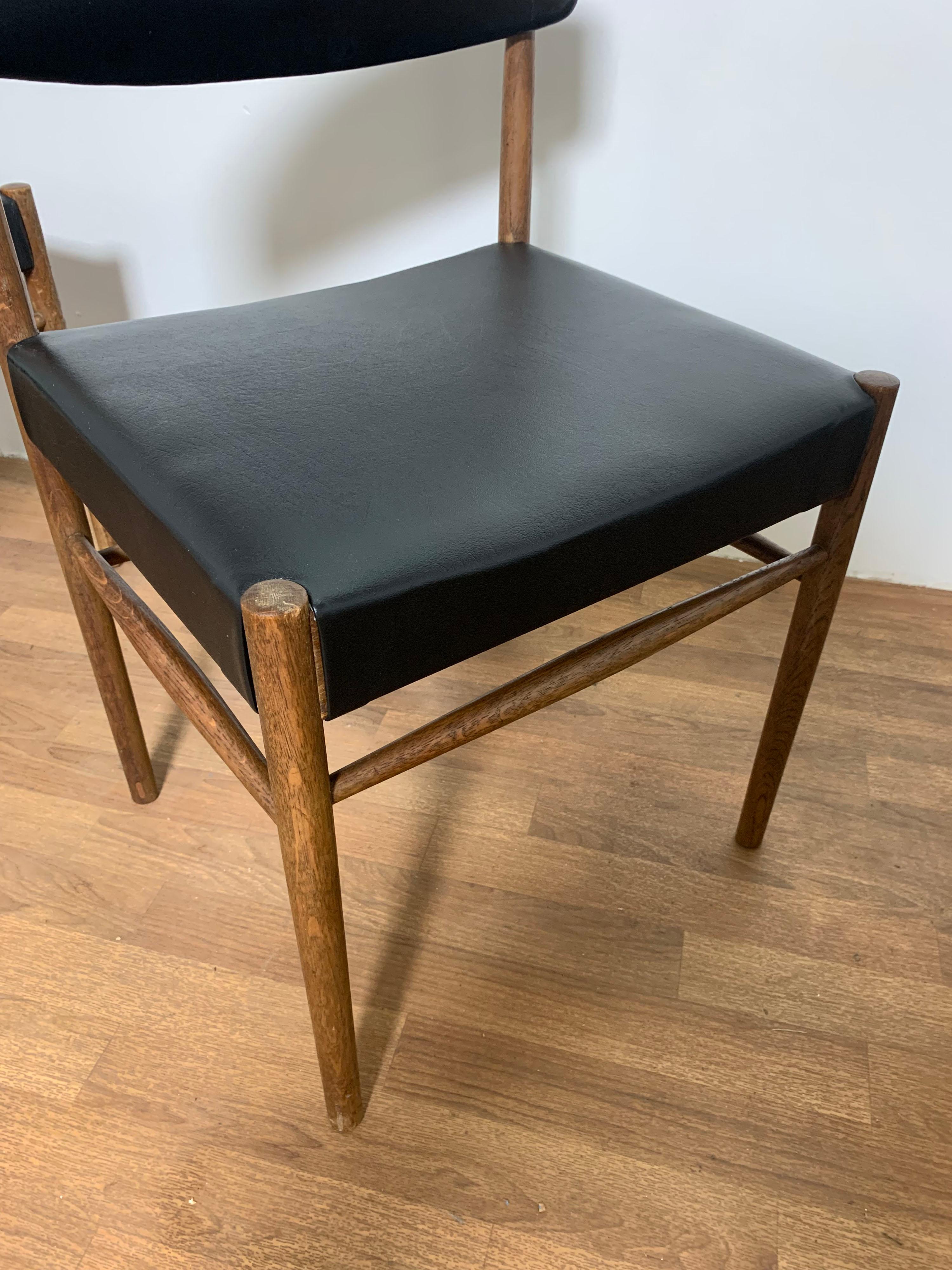 Set of Six Danish Dining Chairs in Oak, circa 1960s For Sale 4