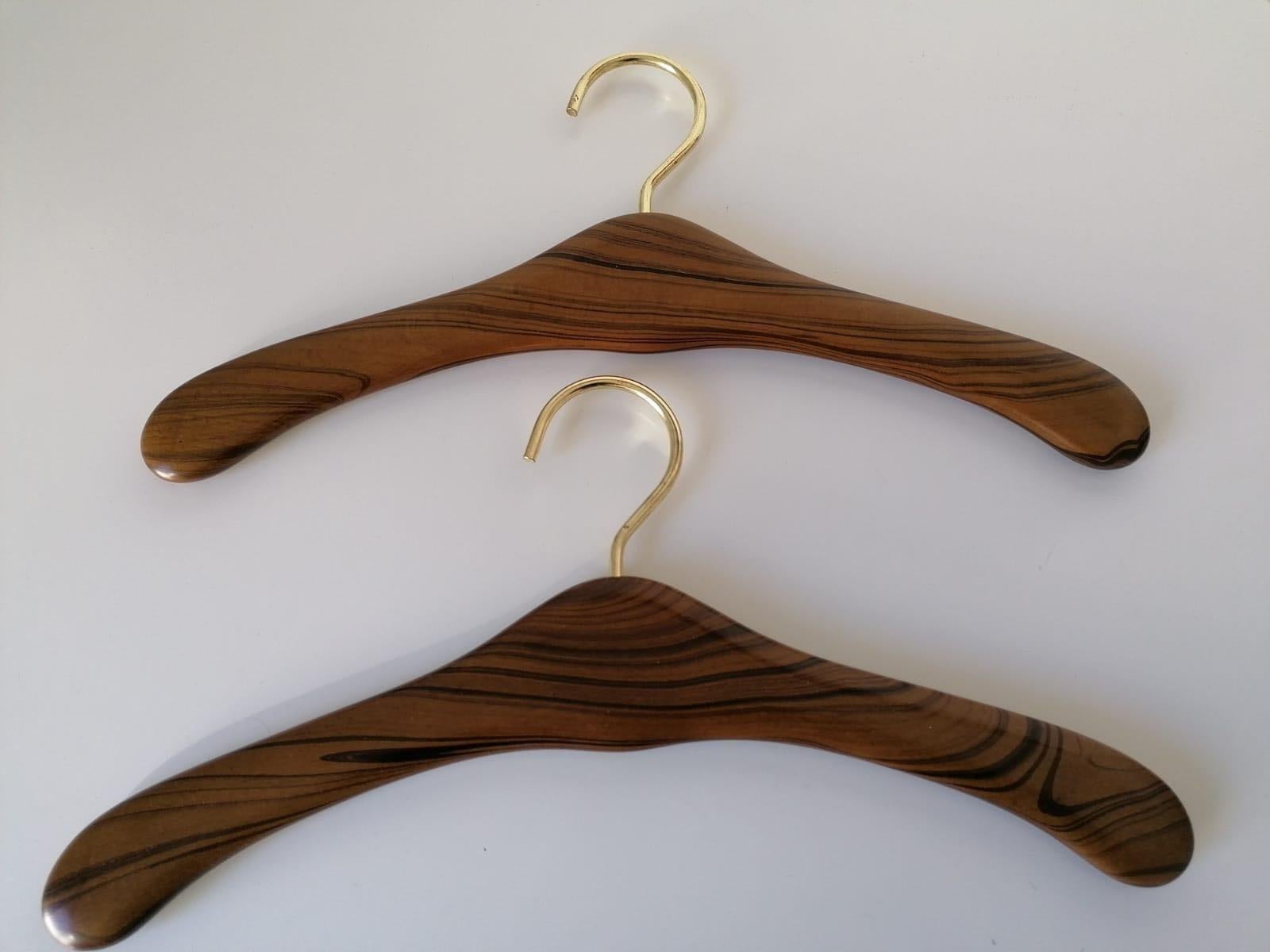 Set of Six Danish Hardwood Coat Hangers In Good Condition For Sale In Vienna, AT