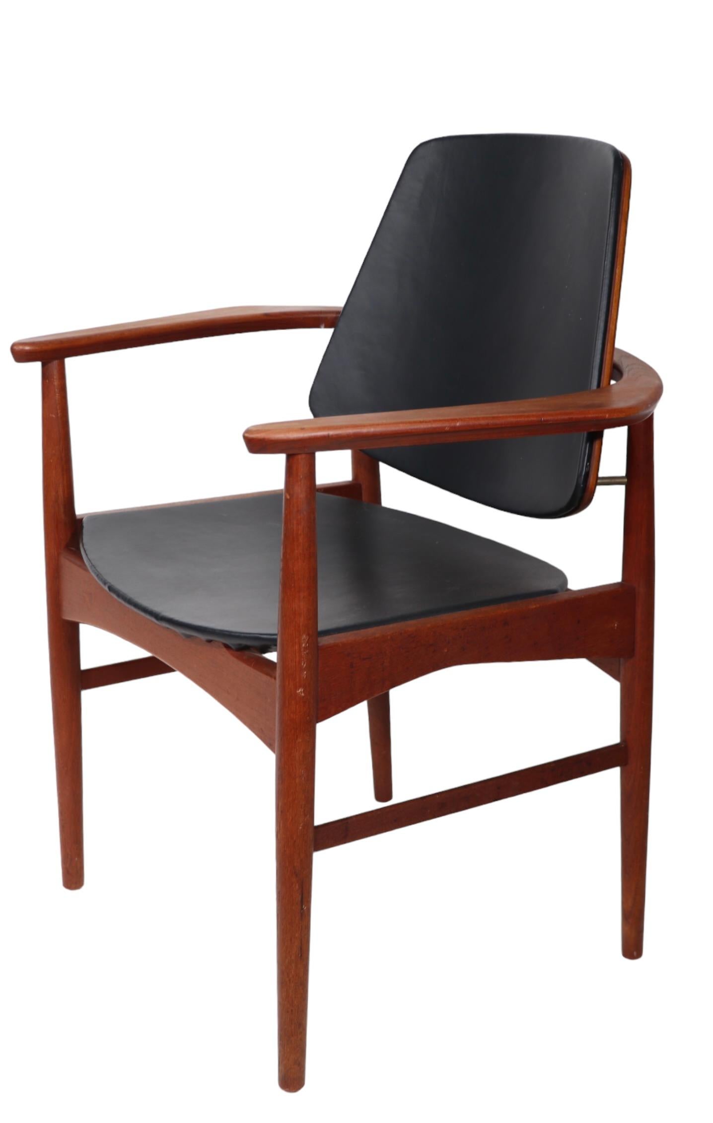 Scandinavian Modern Set of Six Danish Mid Century Modern Dining Chairs att. to Arne Hovmand Olsen For Sale