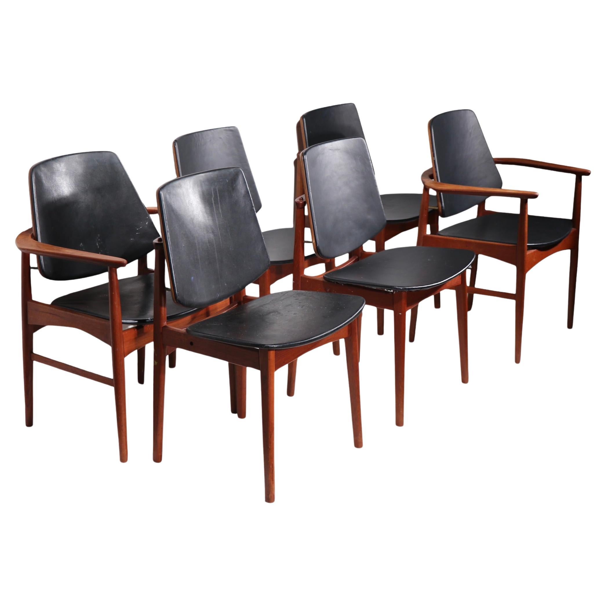 Ensemble de six chaises de salle à manger danoises modernes du milieu du siècle, attribuées à Arne Hovmand-Olsen