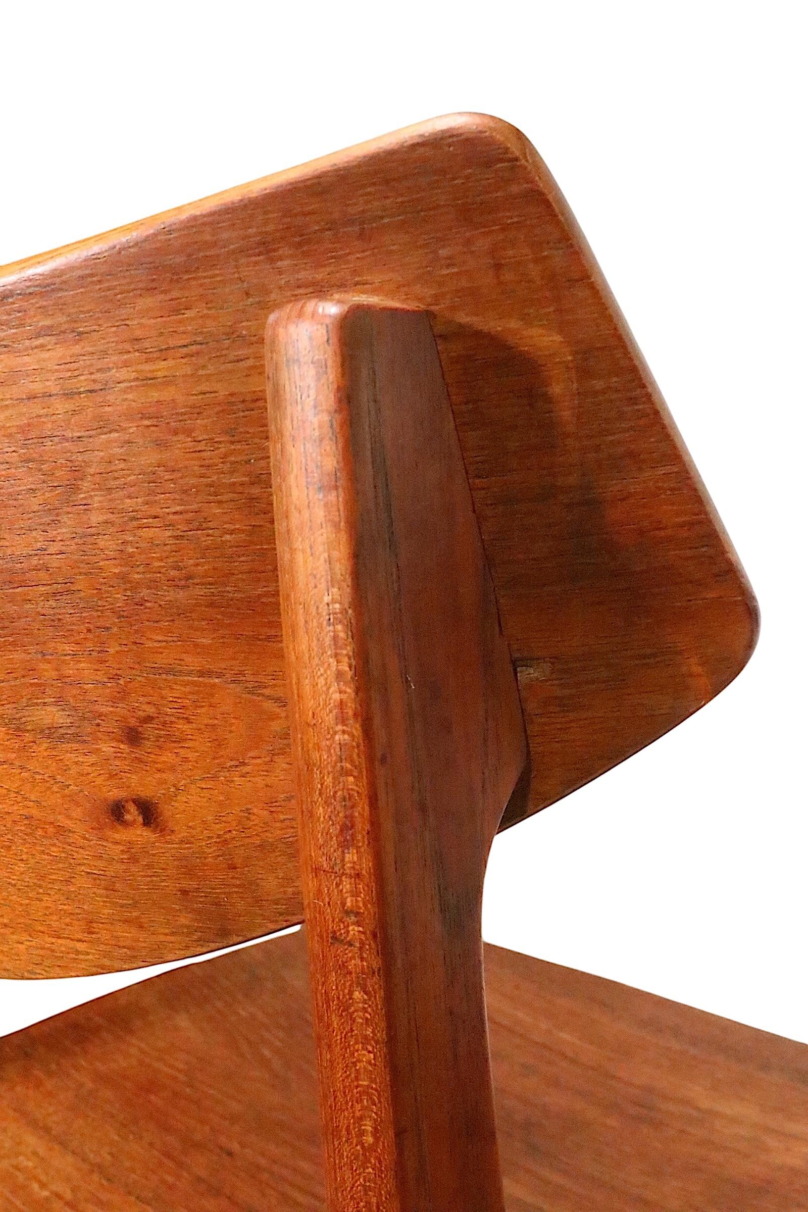 Scandinavo moderno Set of Six Danish Modern Dining Chairs By Erik Buch for Funder Schmidt & Madsen in vendita