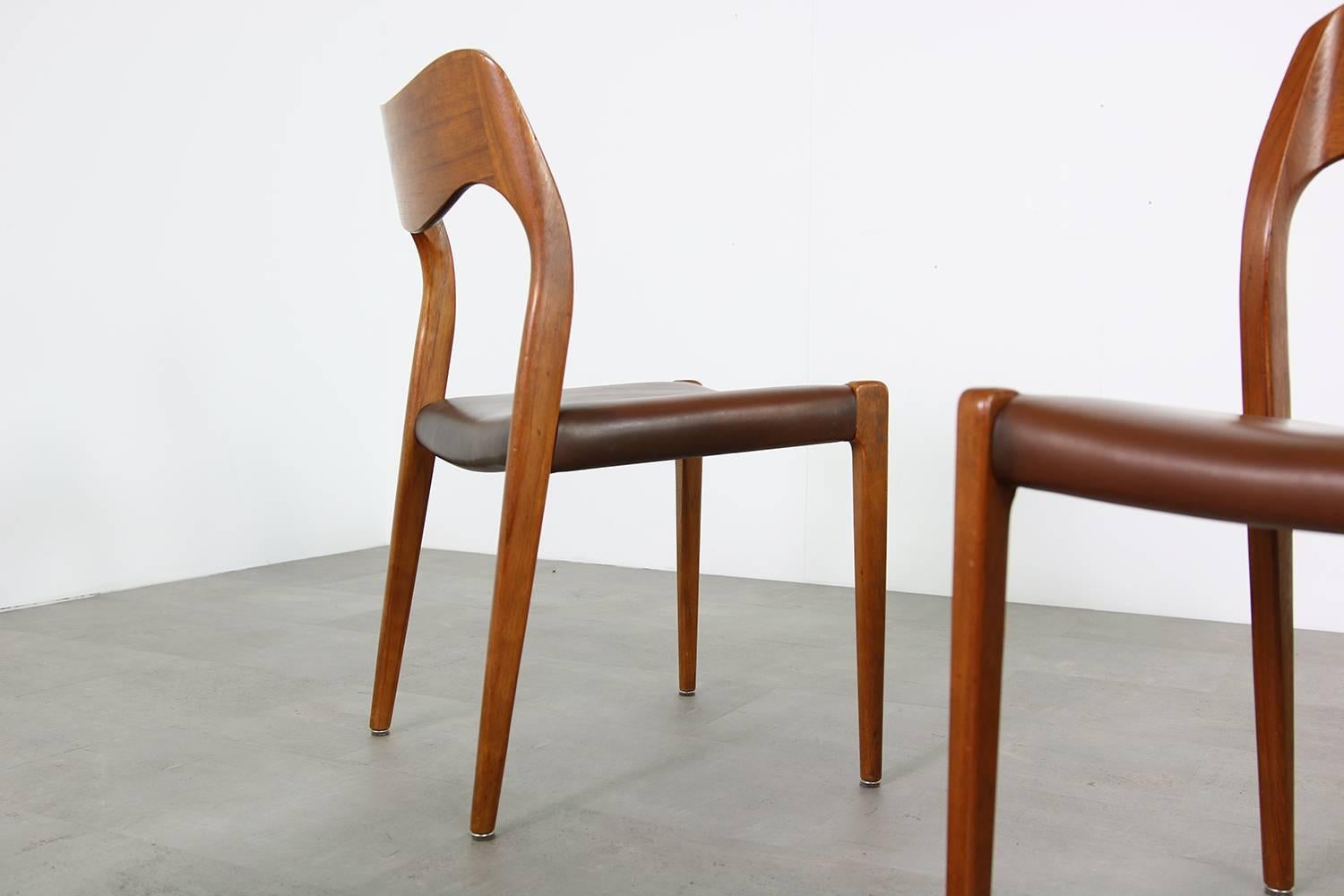 Set of Six Danish Modern Niels Moller Mod. 71 Dining Chairs Teak and Leather 6