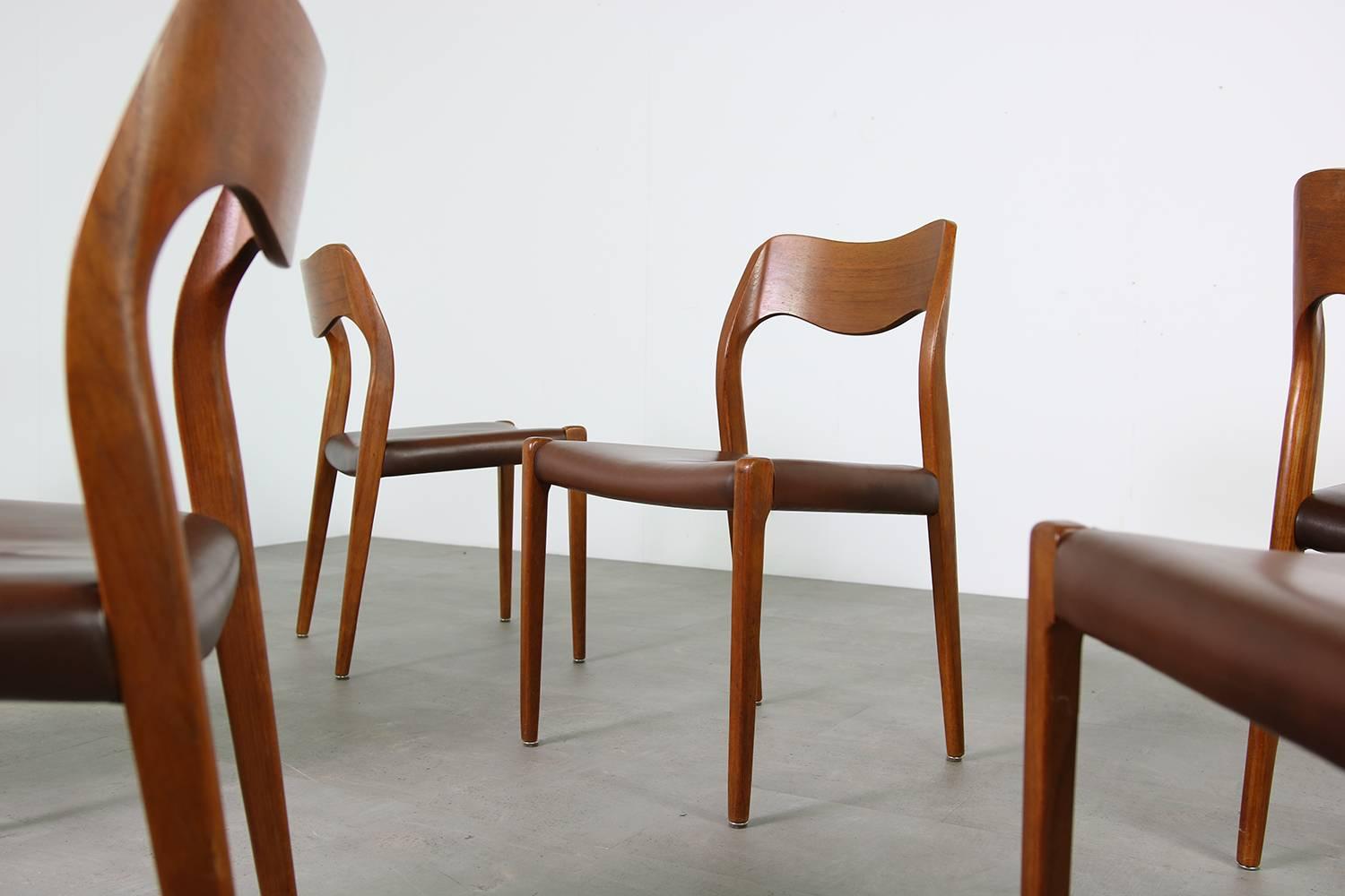 Beautiful set of six dining chairs, Niels Moller for J.L. Moller, Denmark, late 1960s

Teak and leather in very good condition. Beautiful patina on the leather, but in a fantastic condition, brown leather. Marked and stamped underneath, J.L.