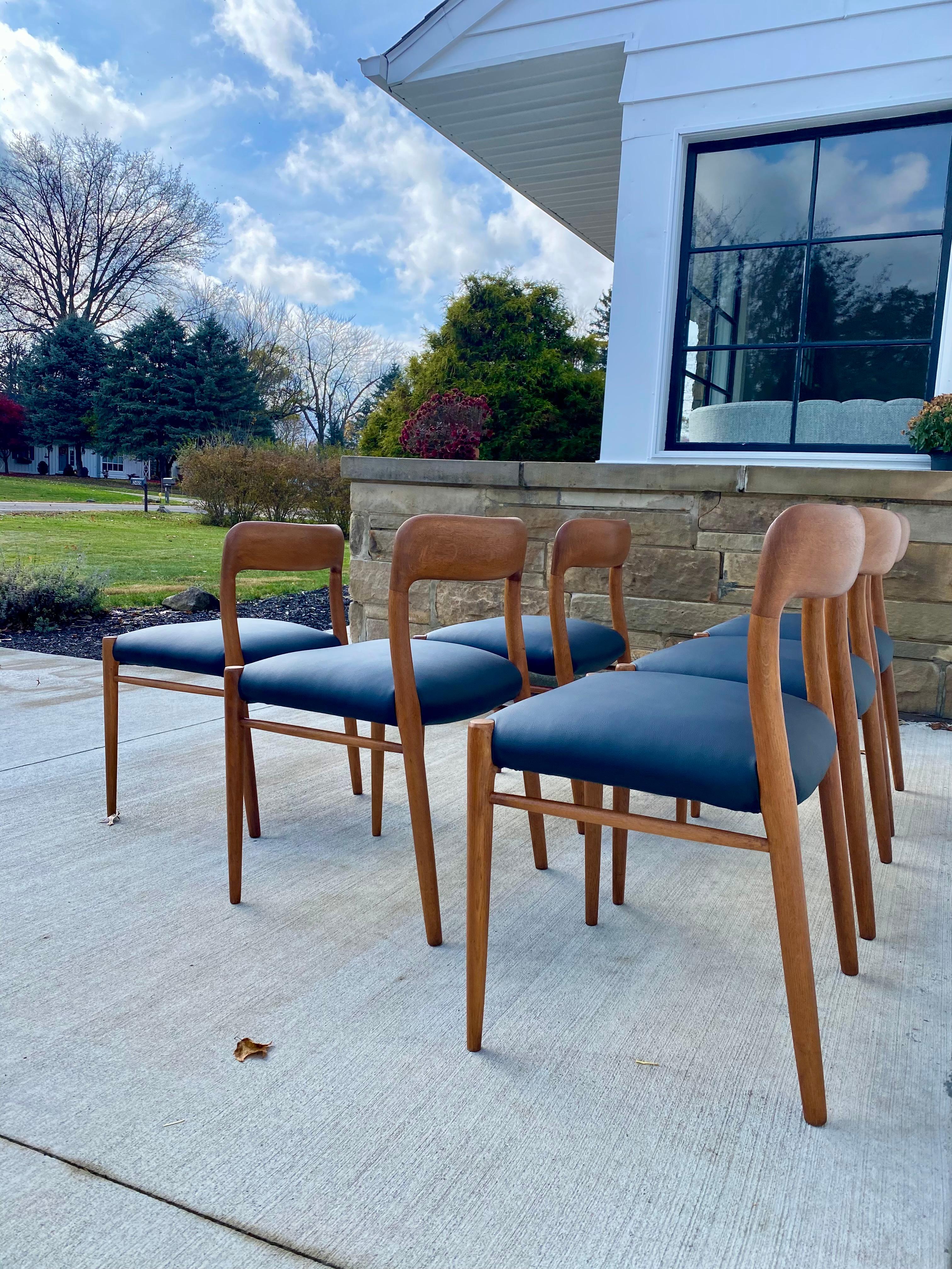 Mid-20th Century Set of Six Danish Modern Niels Moller No. 75 Teak Dining Chairs For Sale