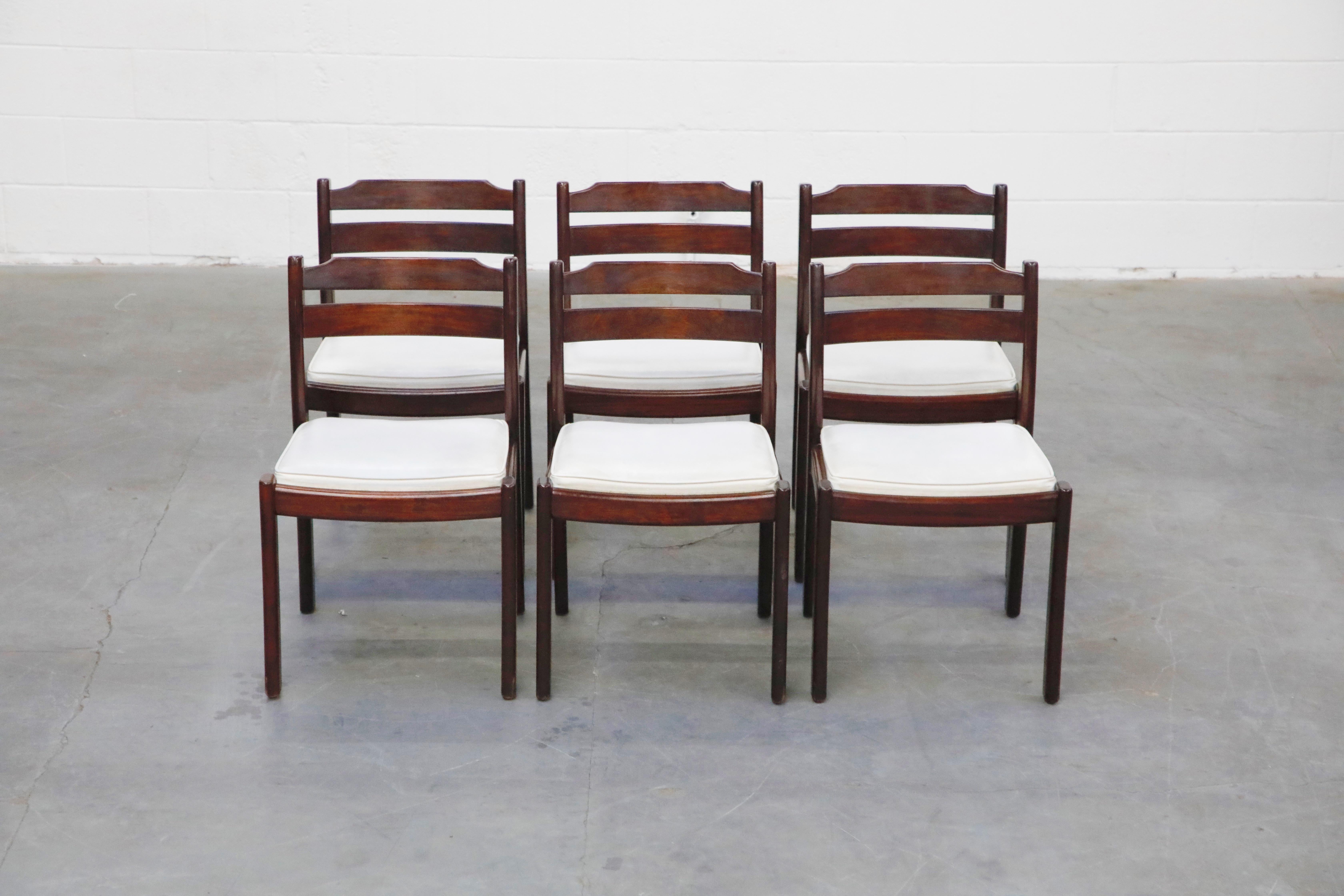 Satz von sechs dänischen modernen Esszimmerstühlen aus Palisanderholz von Dyrlund:: um 1960:: signiert (Skandinavische Moderne)