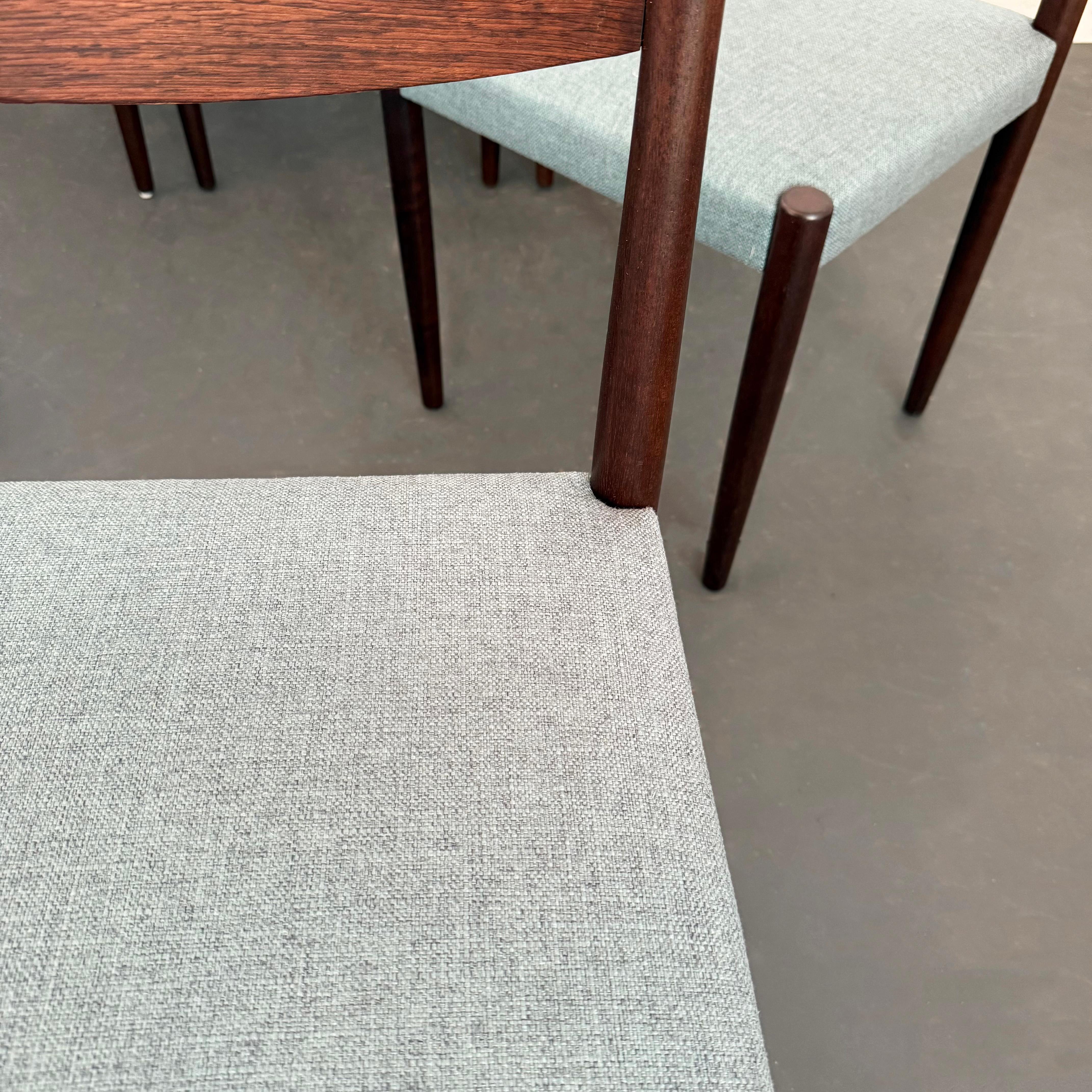 Set di sei sedie da pranzo moderne danesi in palissandro di Poul Volther per Rojle Frem in vendita 4