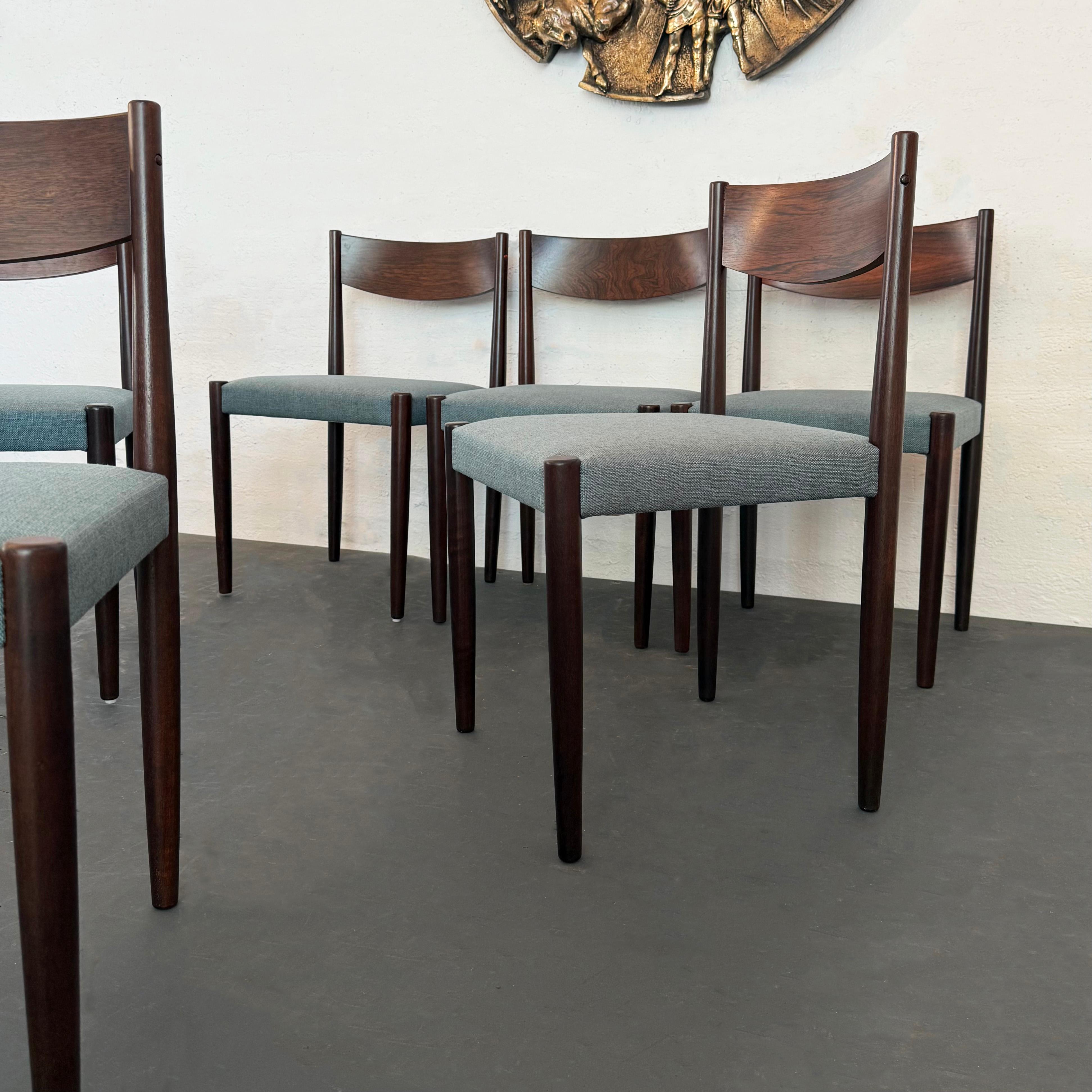 XX secolo Set di sei sedie da pranzo moderne danesi in palissandro di Poul Volther per Rojle Frem in vendita