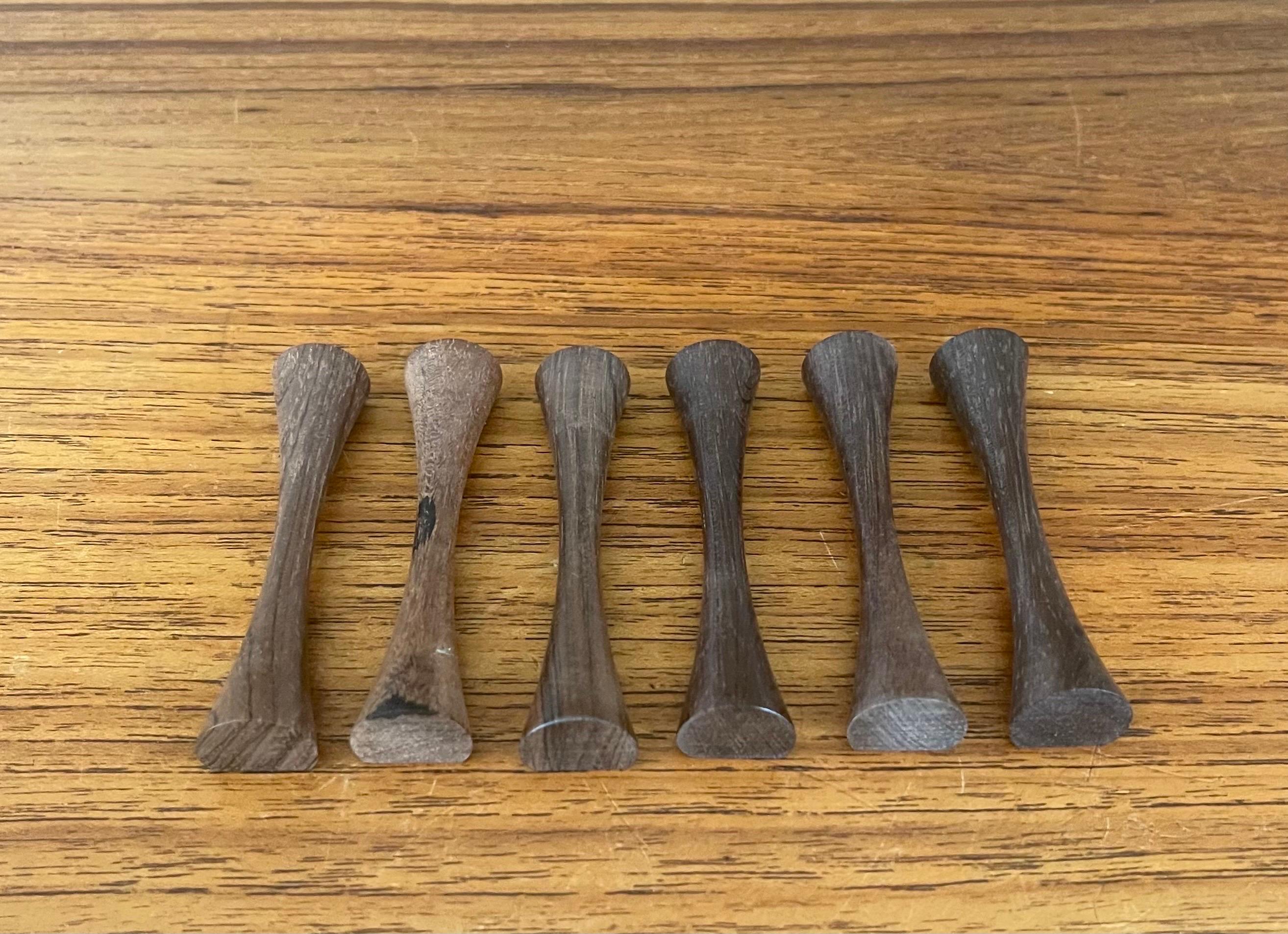 Set of Six Danish Modern Rosewood Knife Rests by Michael Bloch for Danmark For Sale 8