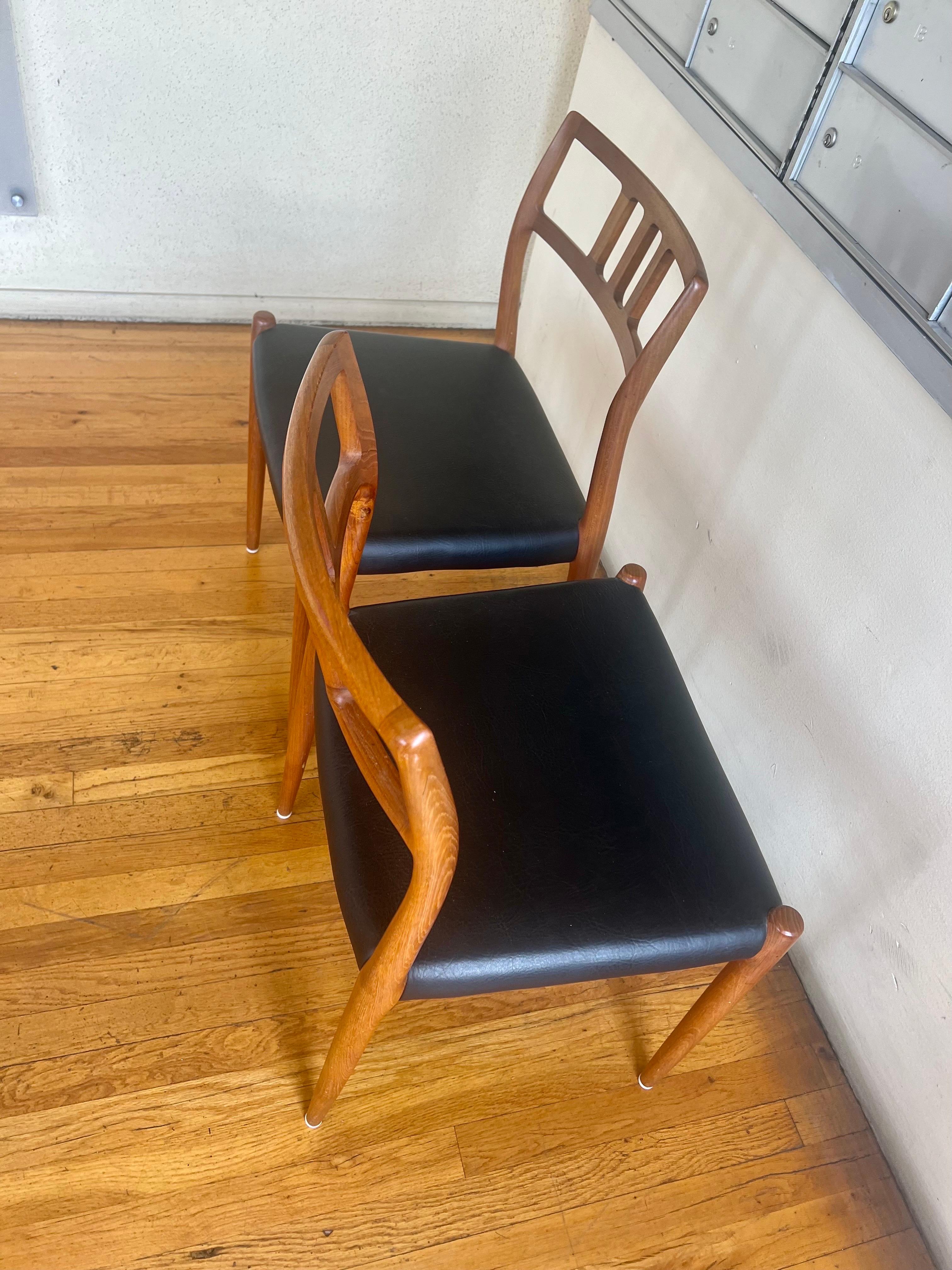Set of Six Danish Modern Teak Dining Chairs by Niels Moller, Model 79 For Sale 2