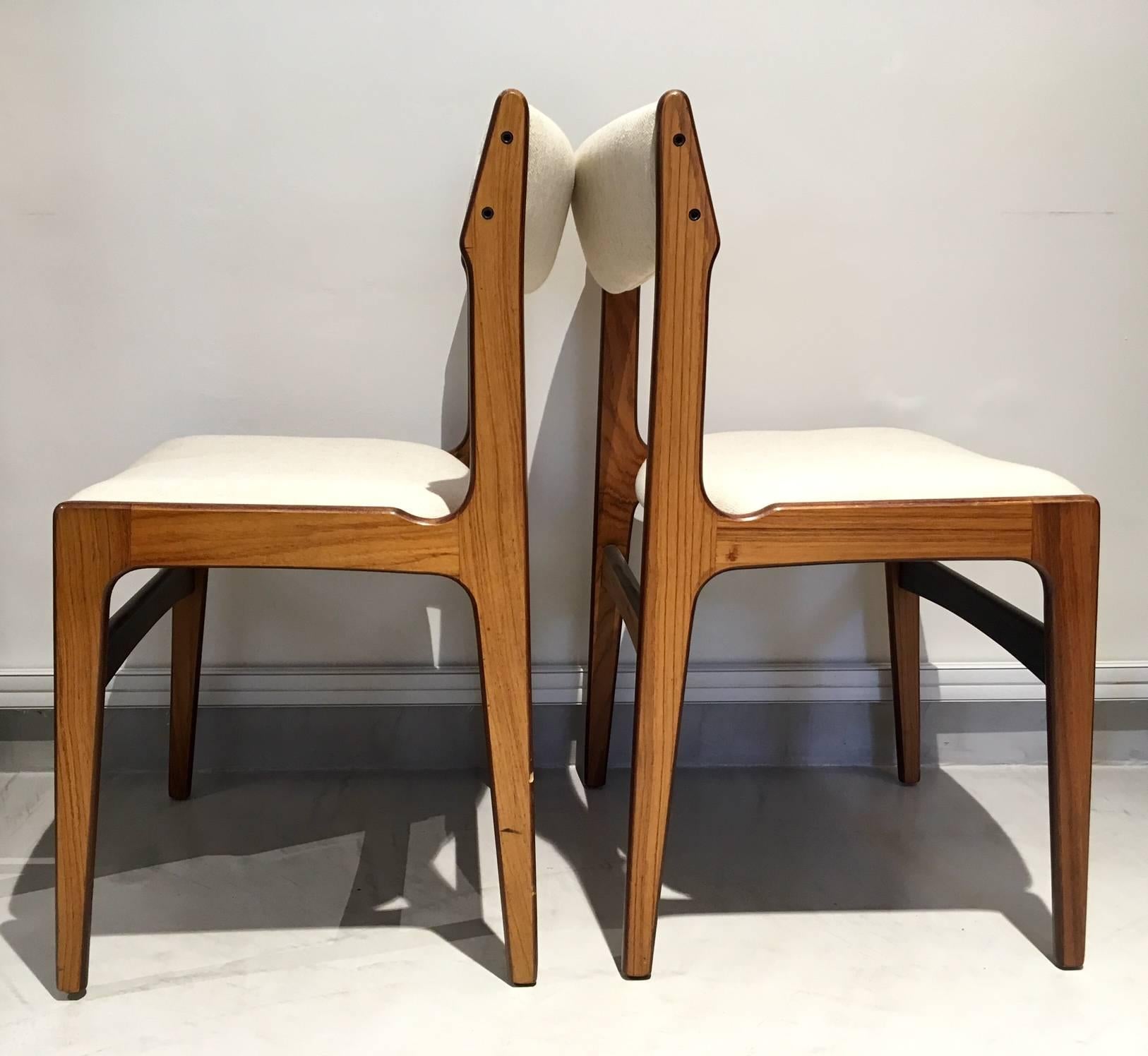 Hardwood Set of Six Danish Modern Wooden Dining Chairs with White Covers